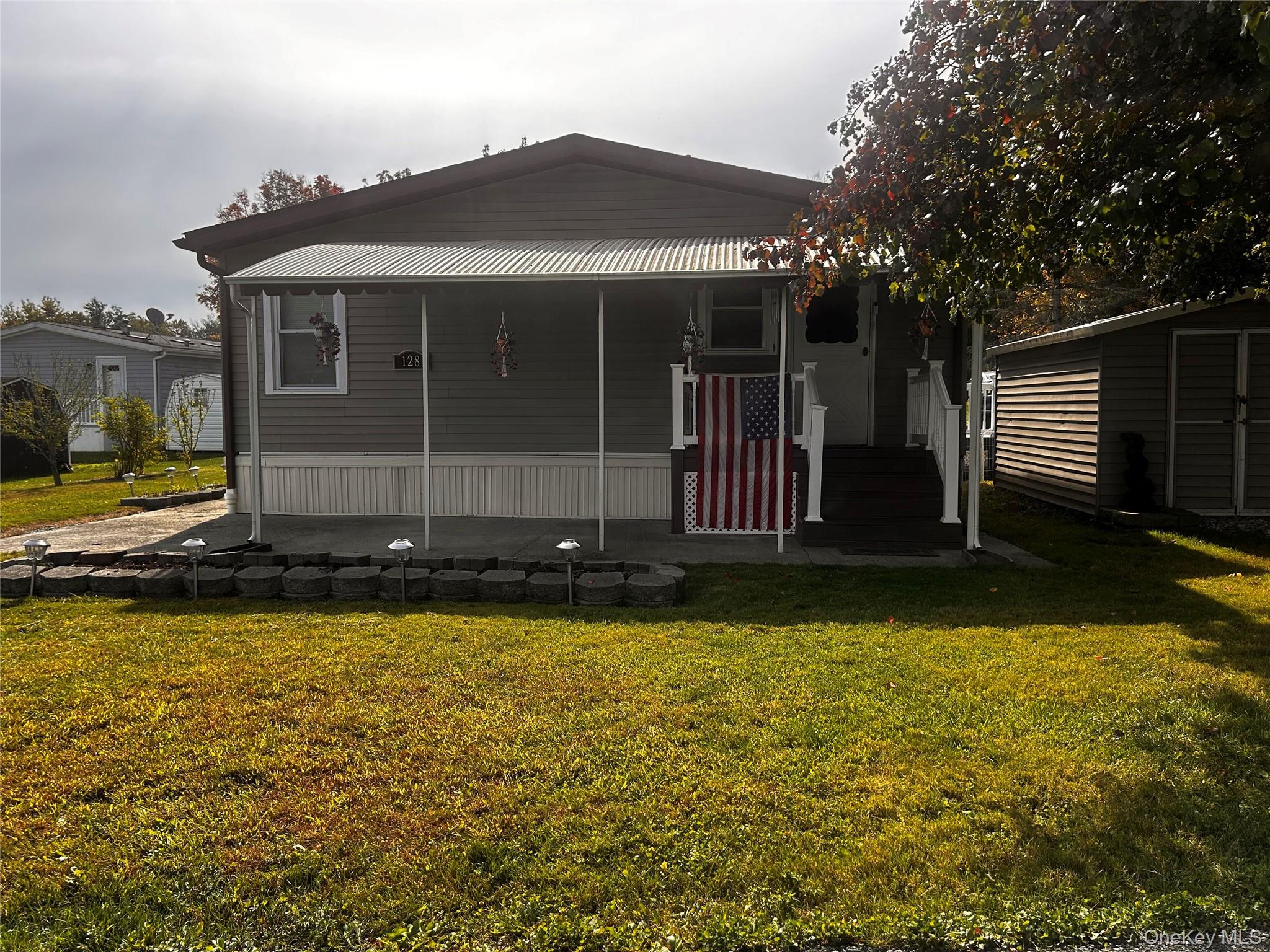 128 Brittany Terrace # 128, Rock Tavern, NY 12575