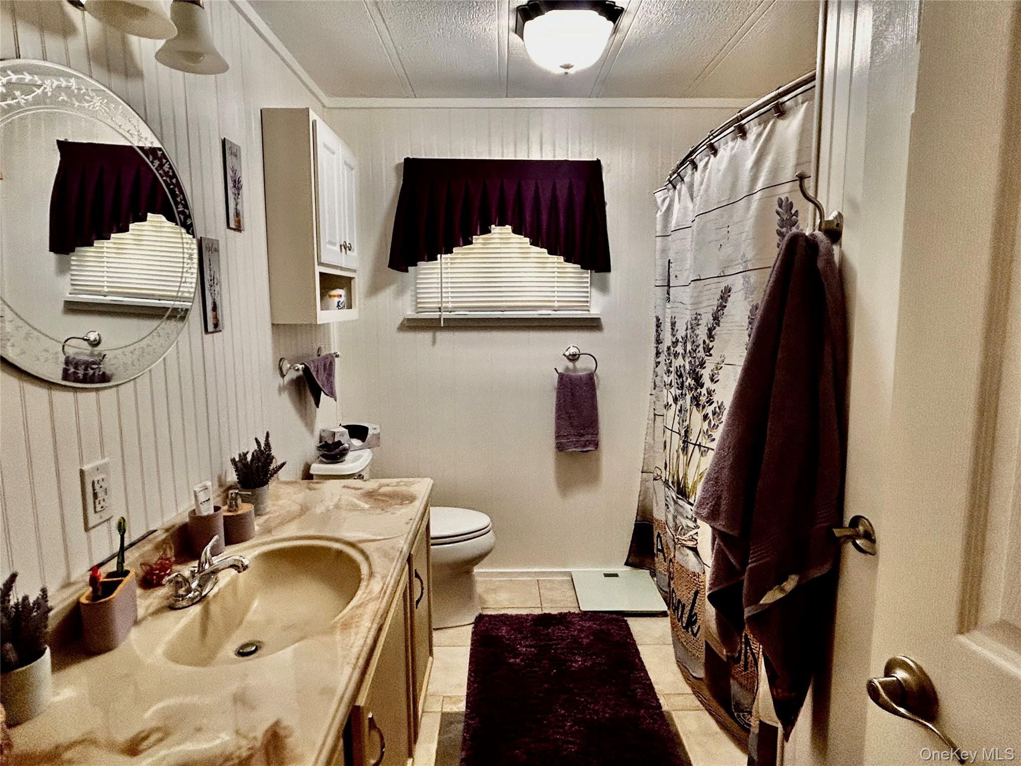 128 Brittany Terrace # 128, Rock Tavern, NY 12575