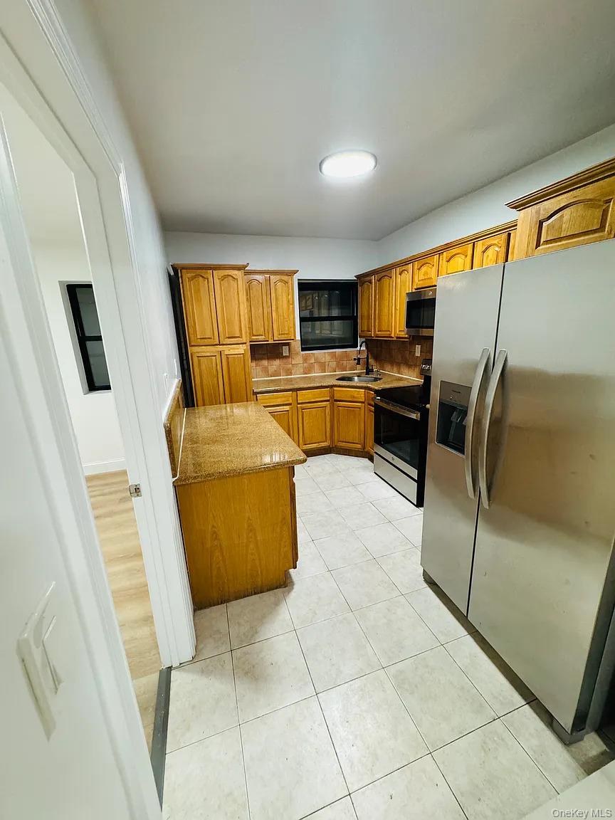 2064 Bathgate Avenue, Bronx, NY 10457