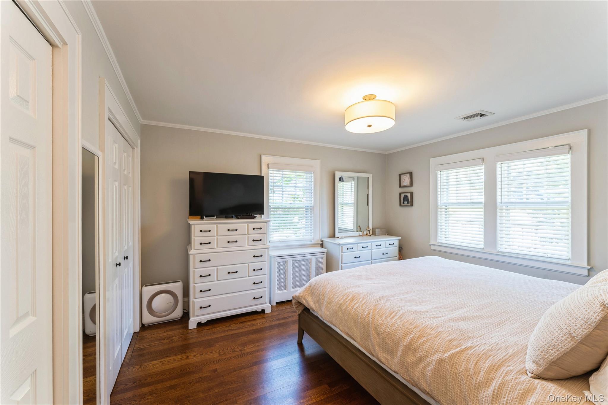 104 Cedar Avenue, Rockville Centre, NY 11570