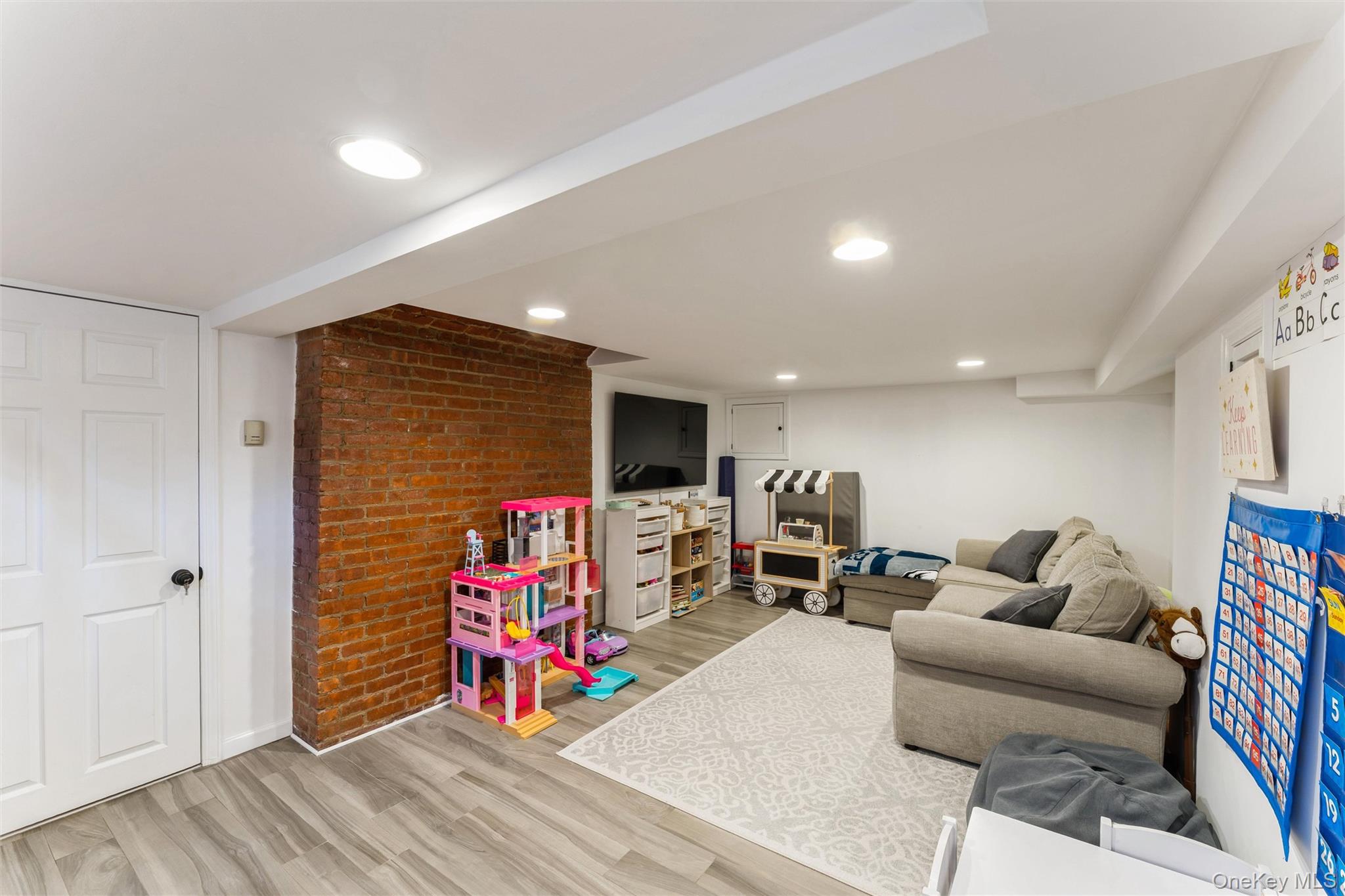 104 Cedar Avenue, Rockville Centre, NY 11570