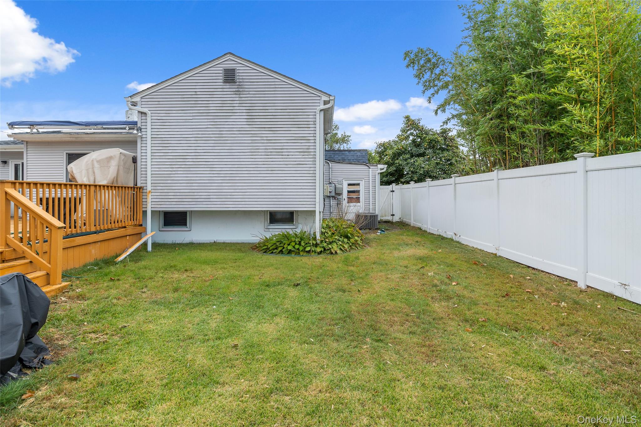 1212 12th Street, West Babylon, NY 11704