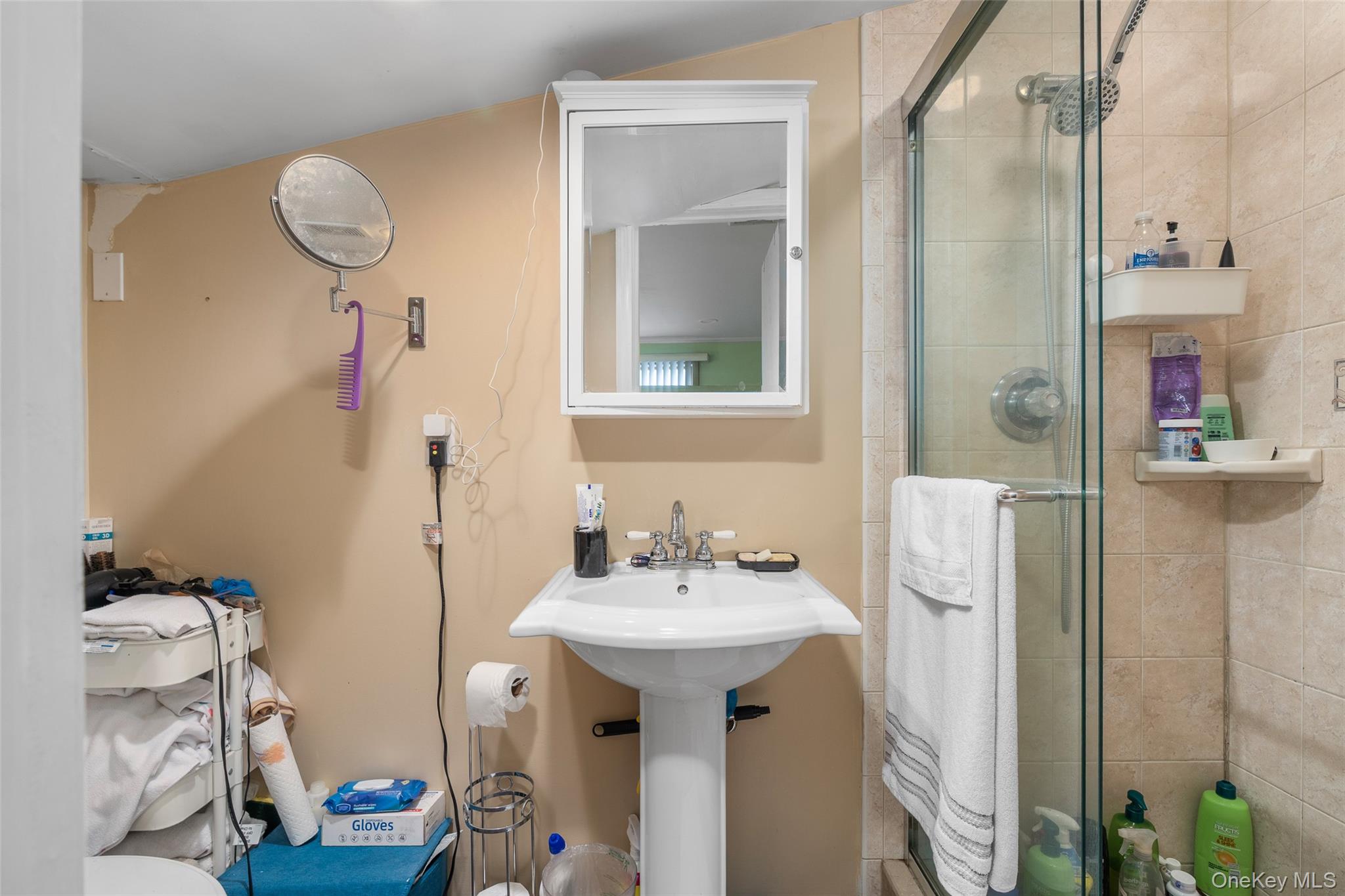 1212 12th Street, West Babylon, NY 11704