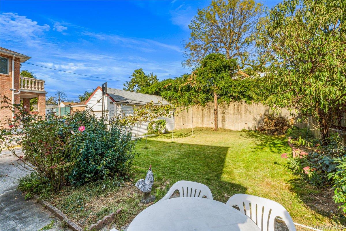 64-65 Cloverdale Boulevard, Oakland Gardens, NY 11364