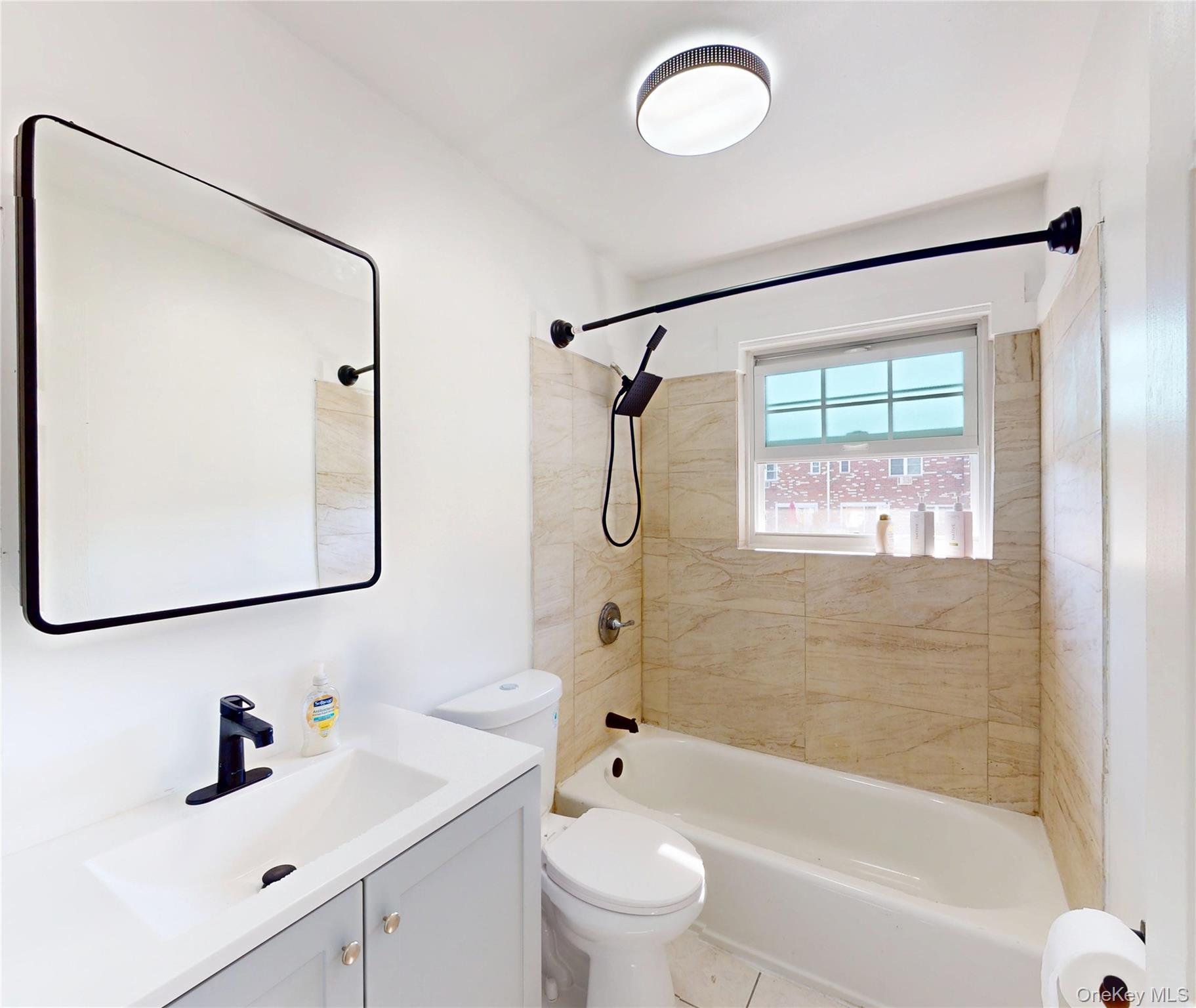 19 Alpine Drive # F, Wappingers Falls, NY 12590