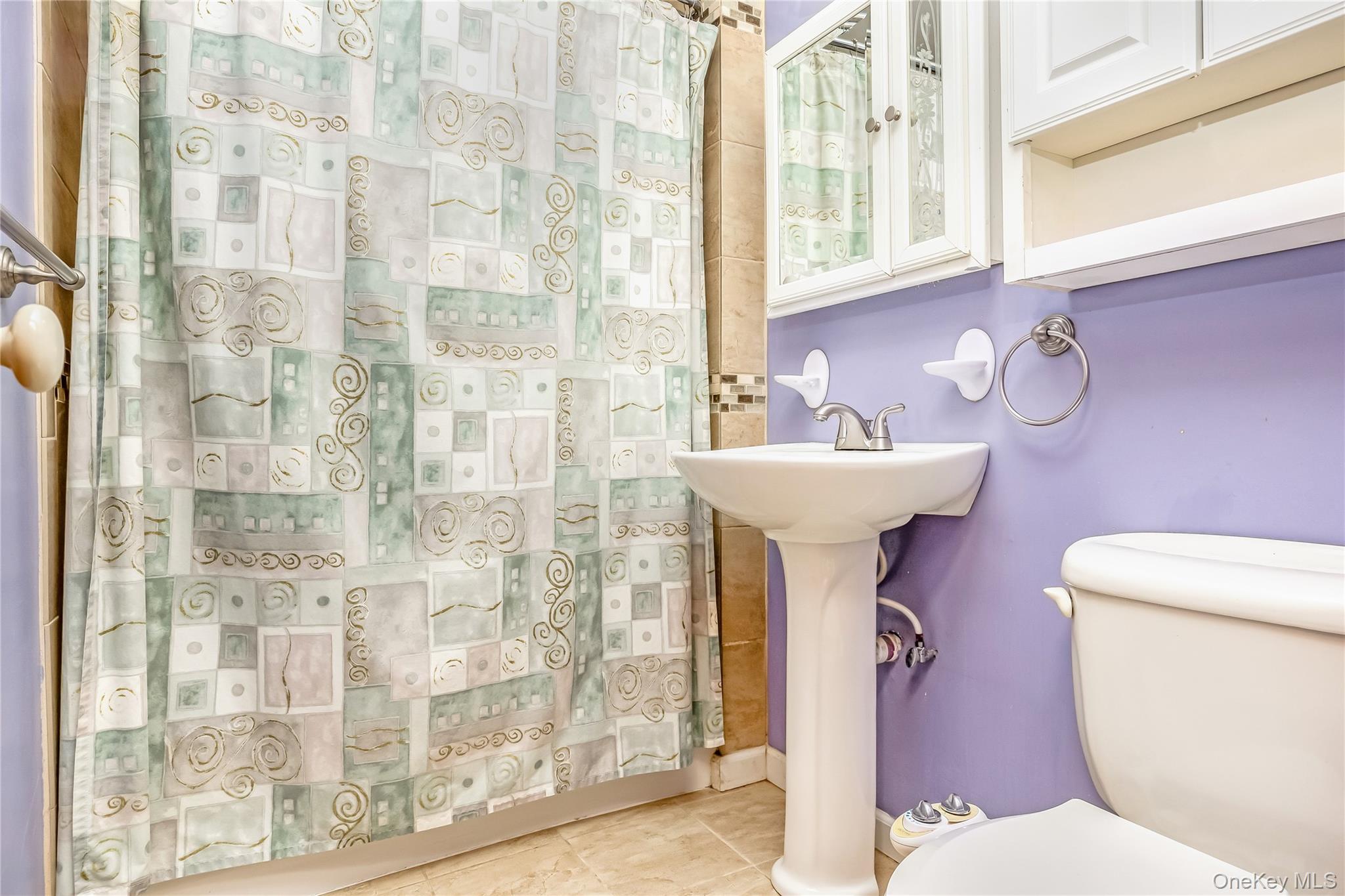 60 Tiptop Lane, Hicksville, NY 11801