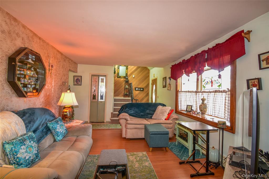 337 Mount Sinai Coram Road, Mount Sinai, NY 11766