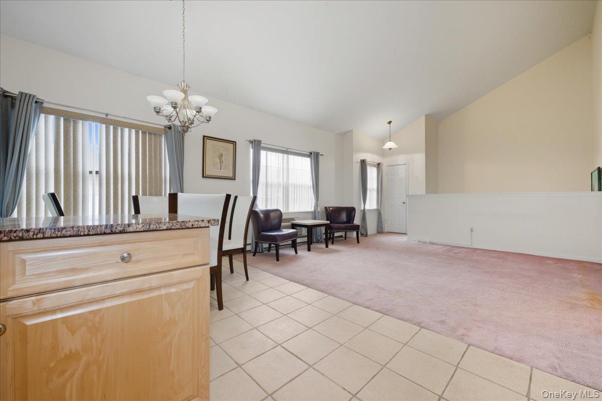 197 Fulton Street # 2, Farmingdale, NY 11735