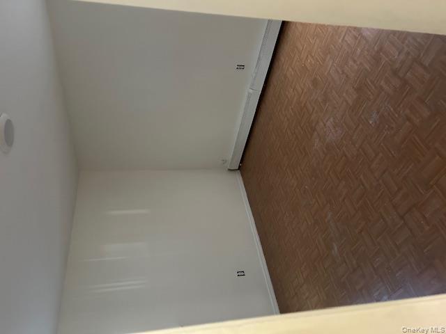 185 N Bicycle Path, Selden, NY 11784