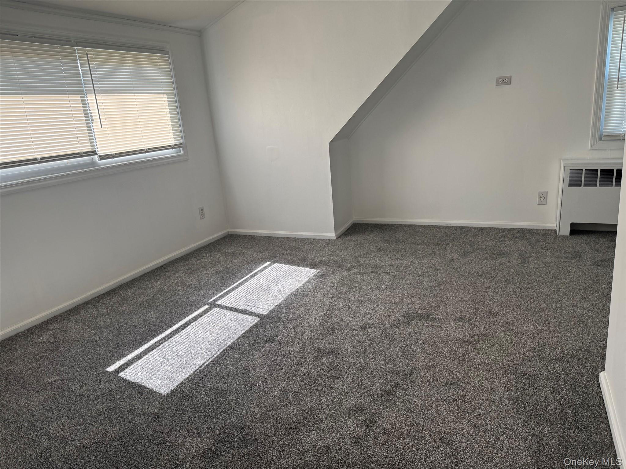 27 Gleaner Lane, Levittown, NY 11756