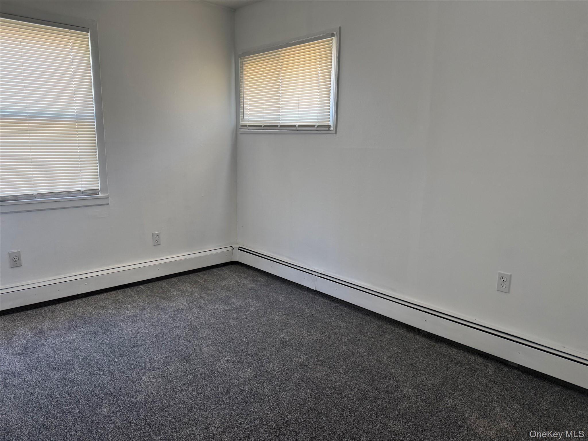 27 Gleaner Lane, Levittown, NY 11756