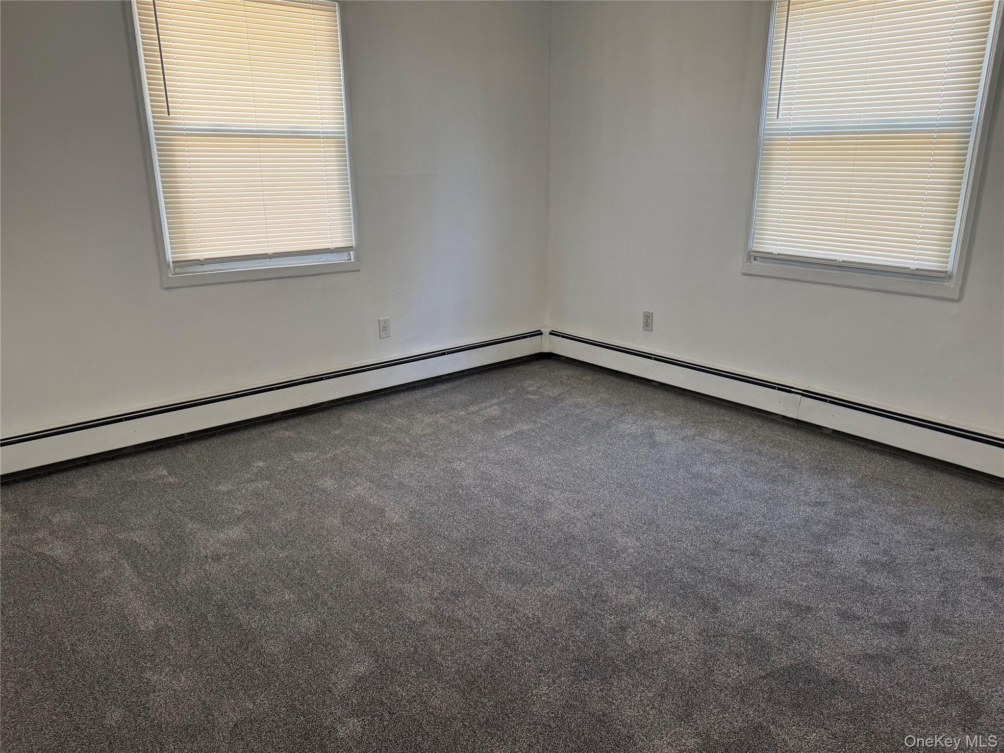 27 Gleaner Lane, Levittown, NY 11756