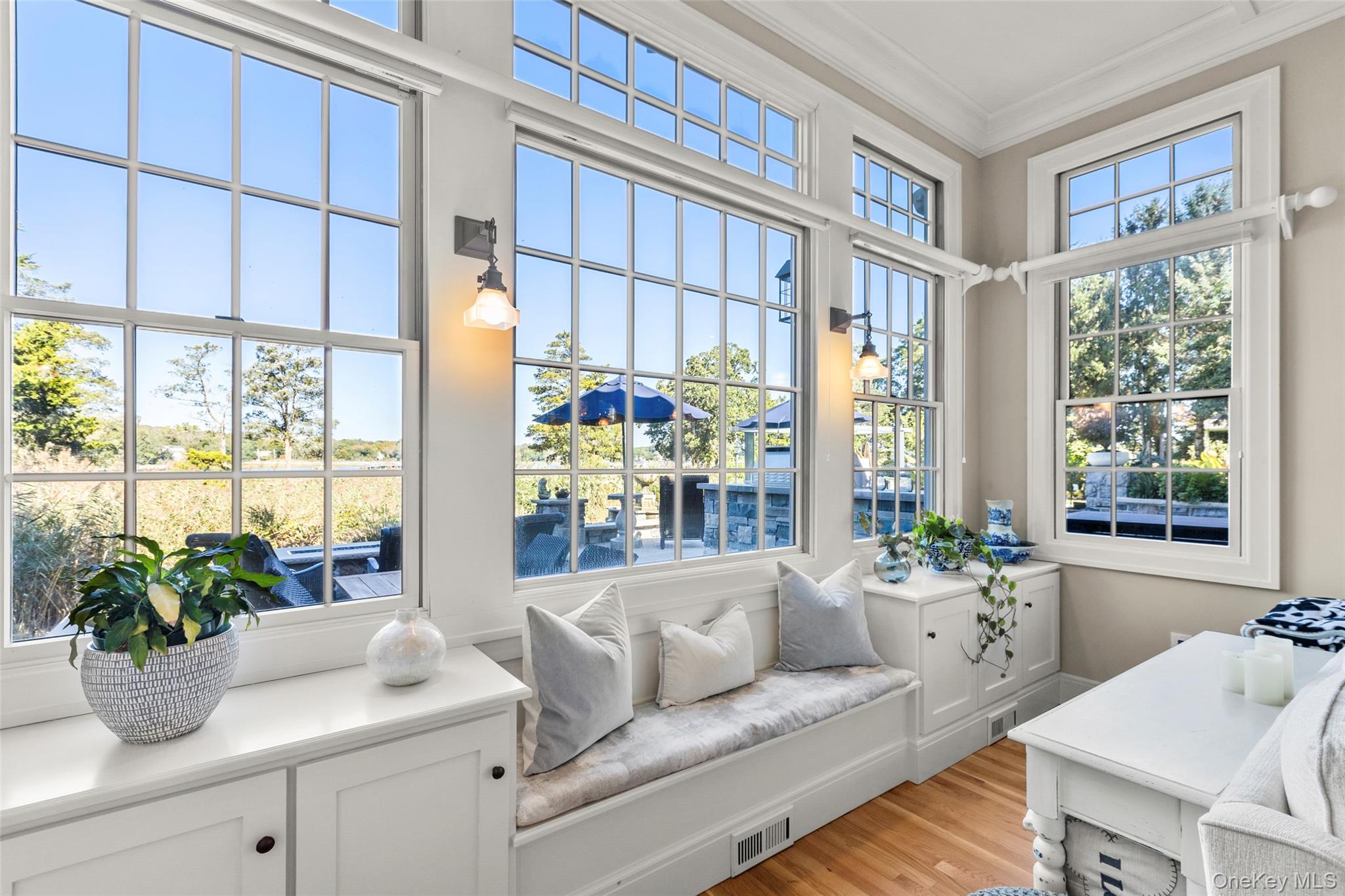 2 Pheasant Run, Setauket, NY 11733