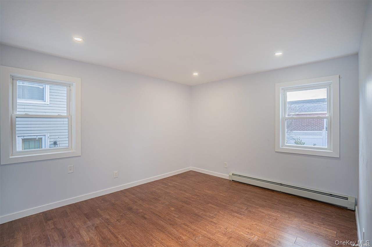 44 stewart Avenue, Garden City, NY 11530