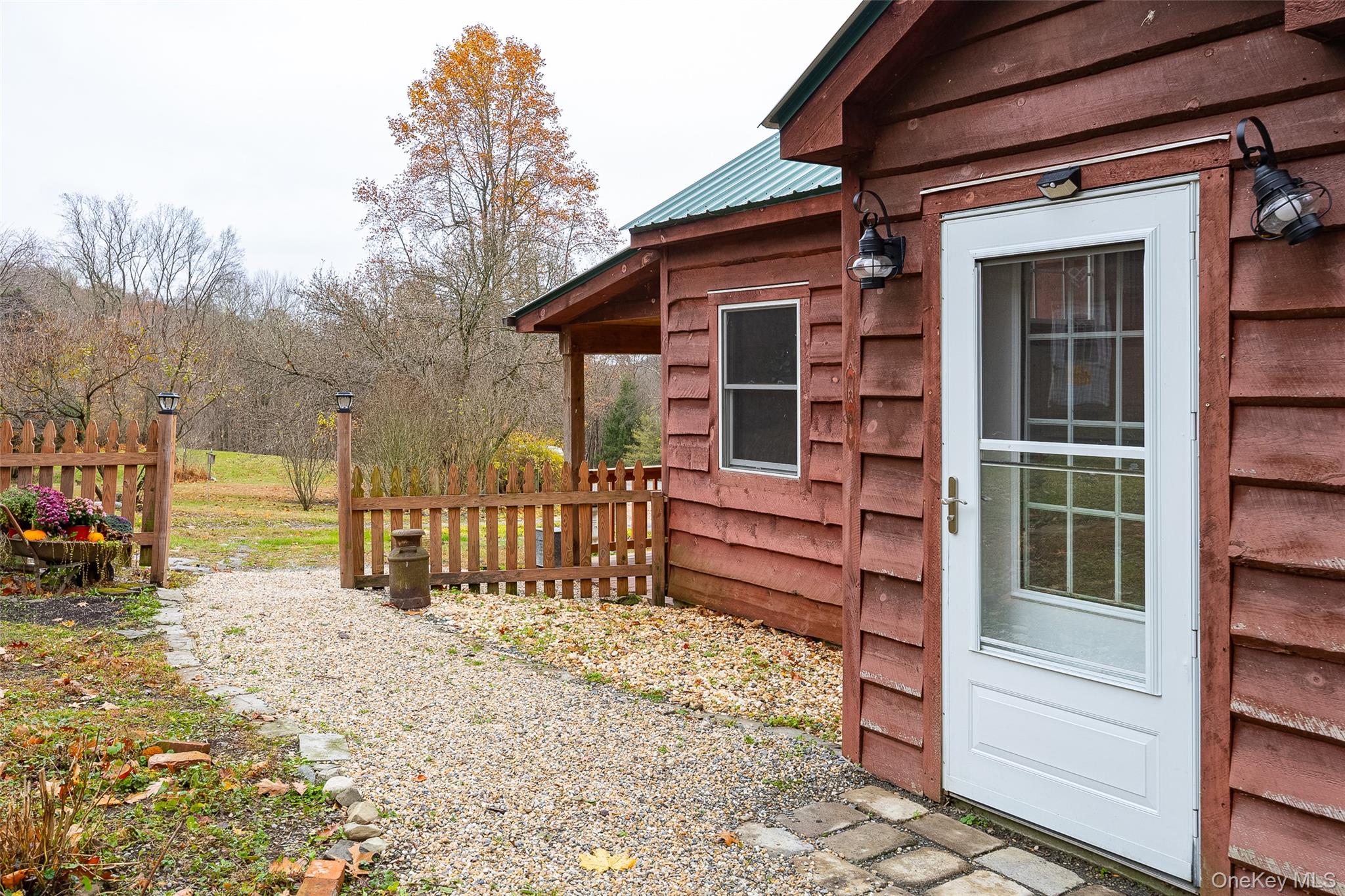 18 Hummingbird Way, Staatsburg, NY 12580