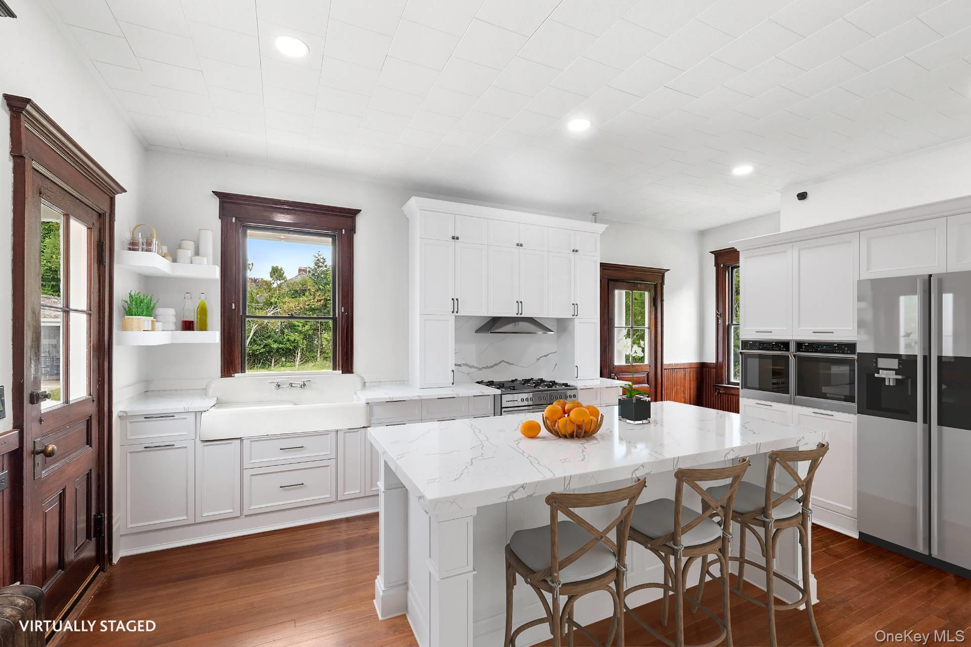 30 Huntting Lane, East Hampton, NY 11937