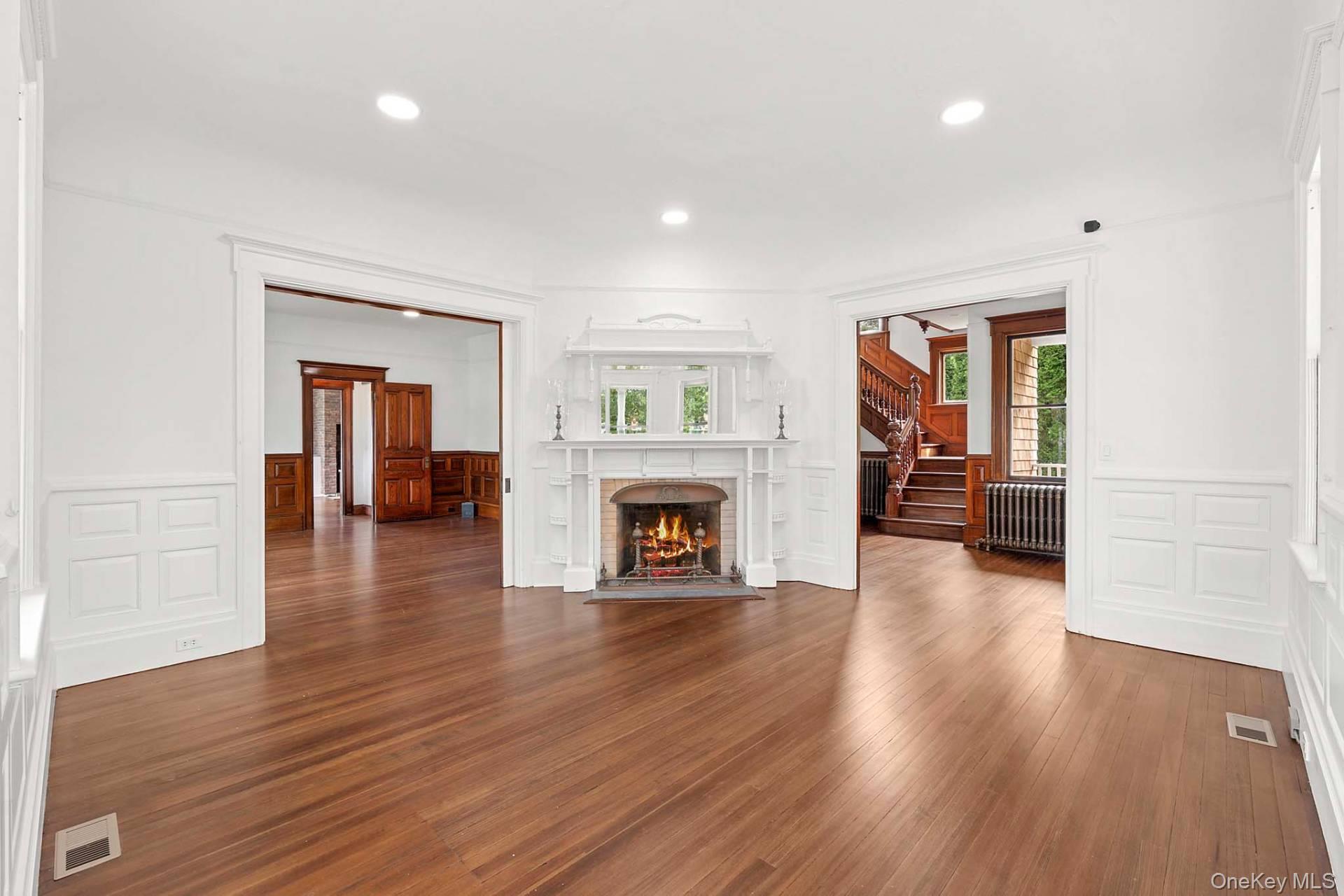 30 Huntting Lane, East Hampton, NY 11937