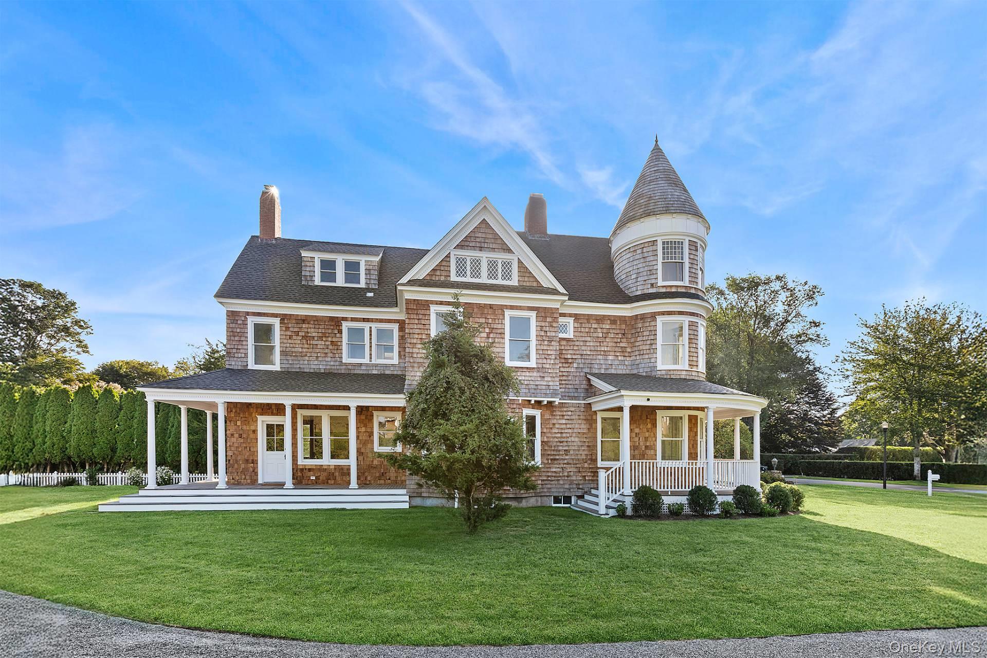 30 Huntting Lane, East Hampton, NY 11937