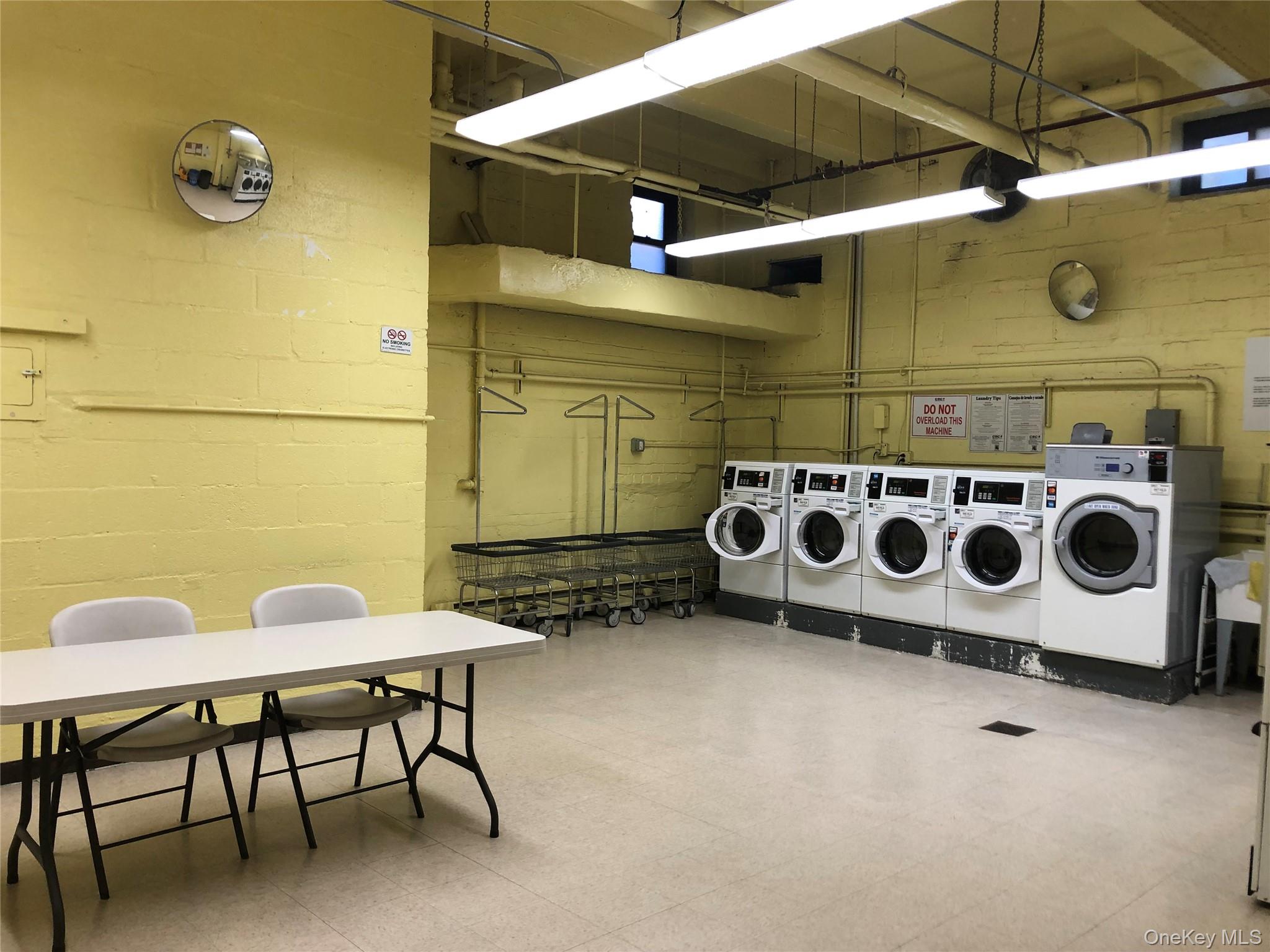 99-10 60Ave # 1E, Corona, NY 11368