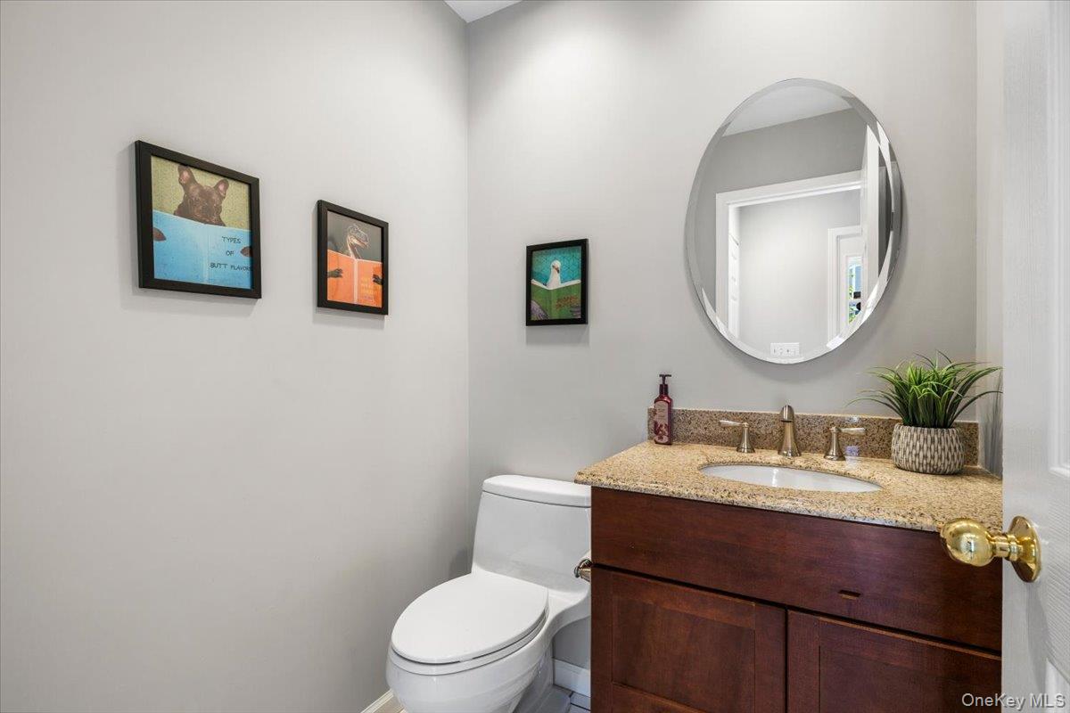 15 Brookridge Court, Rye Brook, NY 10573