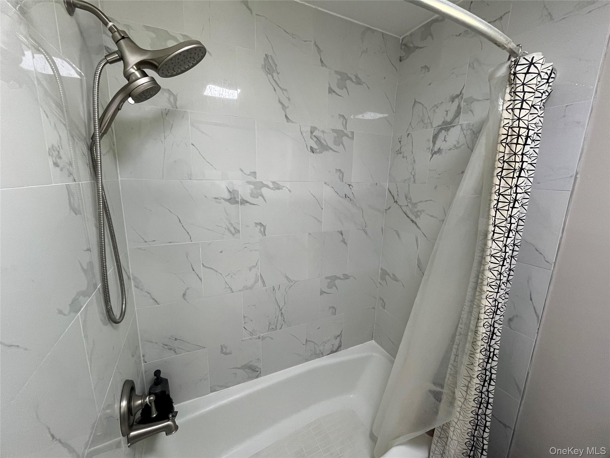 33 Park Hill Drive, Hopewell Junction, NY 12533