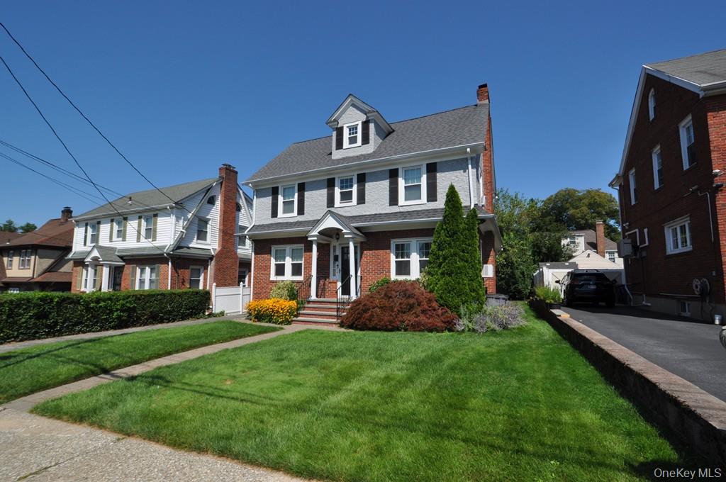 54 Lincoln Avenue, White Plains, NY 10606