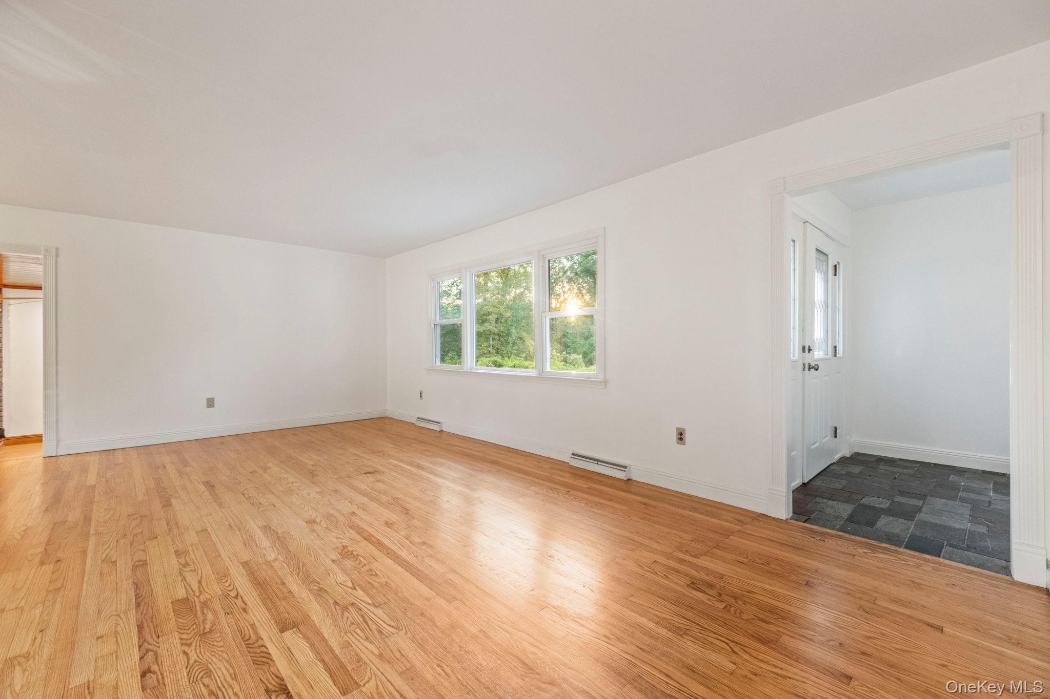 150 Long Lane, Bloomingburg, NY 12721