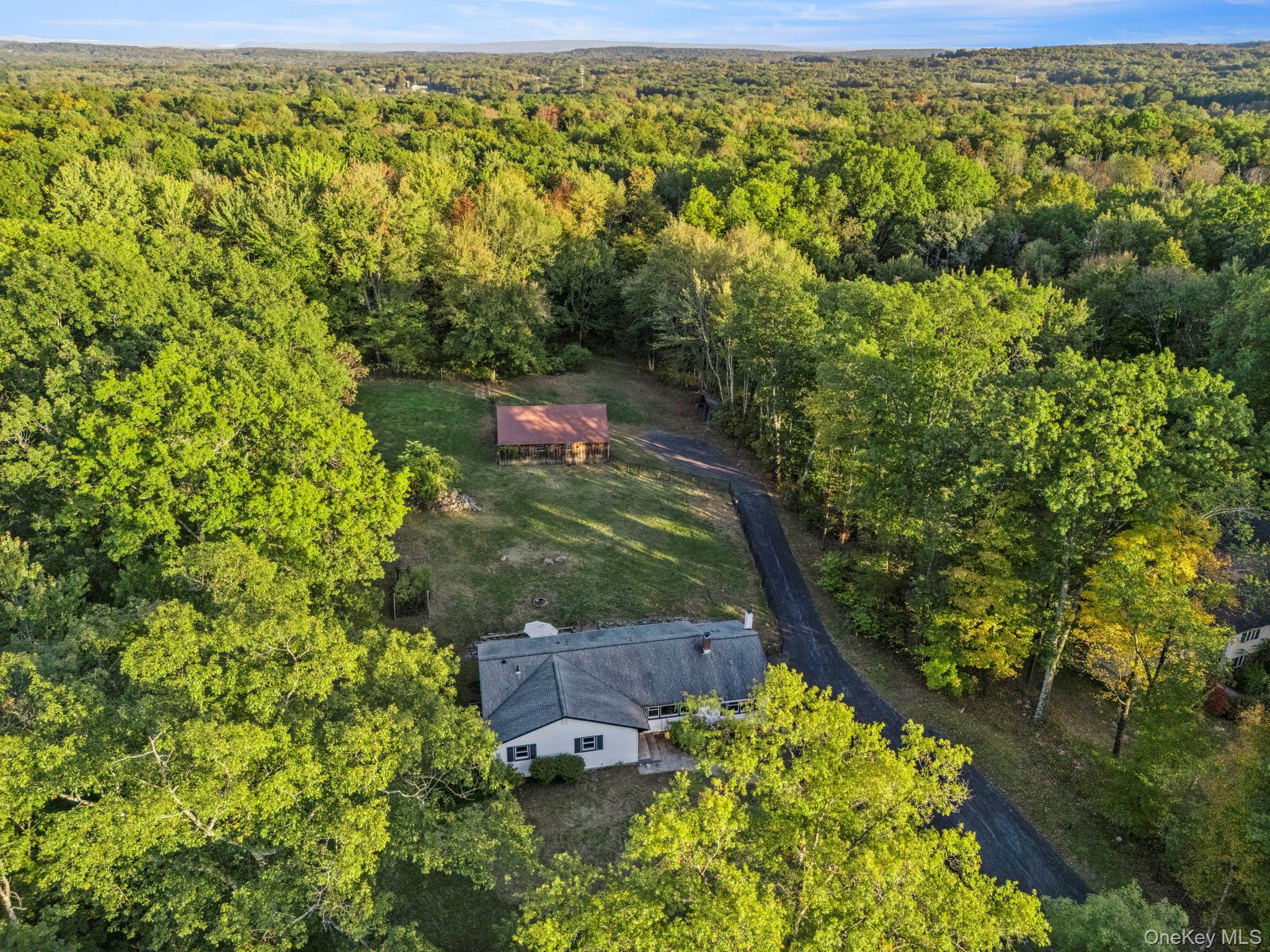 150 Long Lane, Bloomingburg, NY 12721