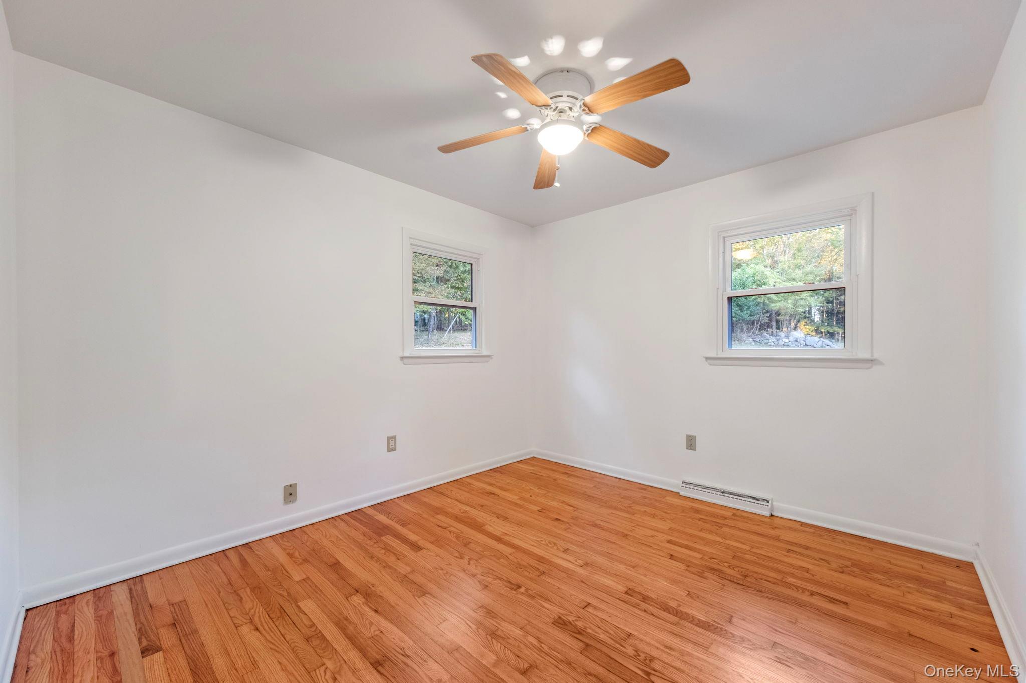 150 Long Lane, Bloomingburg, NY 12721