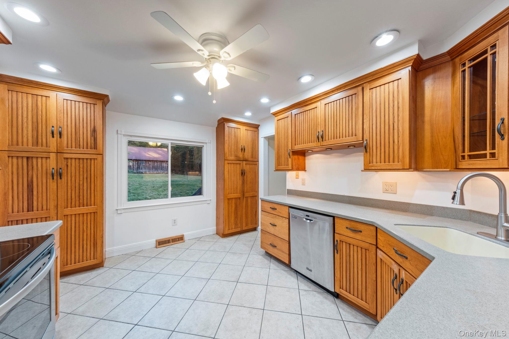 150 Long Lane, Bloomingburg, NY 12721