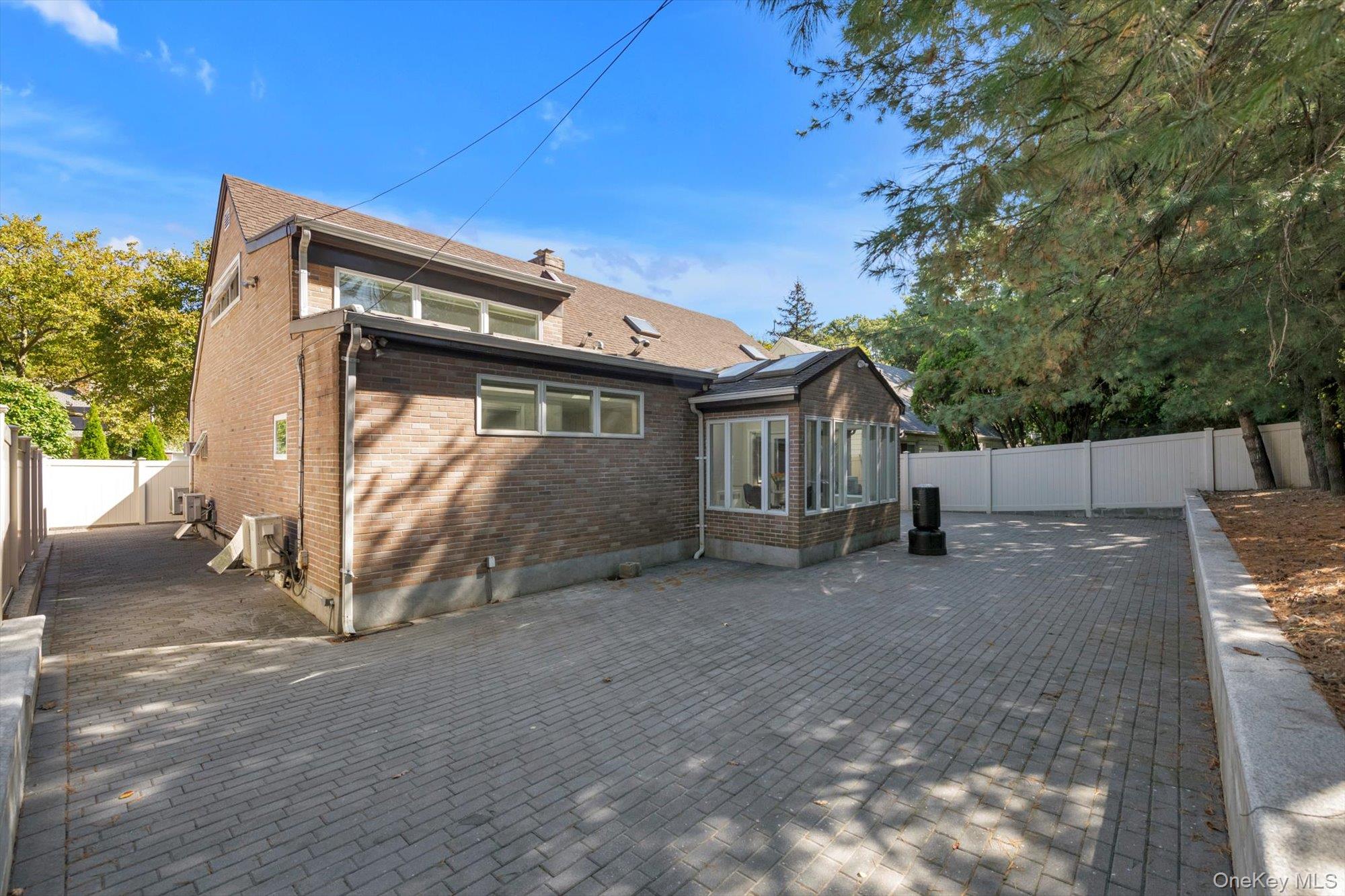 219-44 Peck Avenue, Hollis Hills, NY 11427