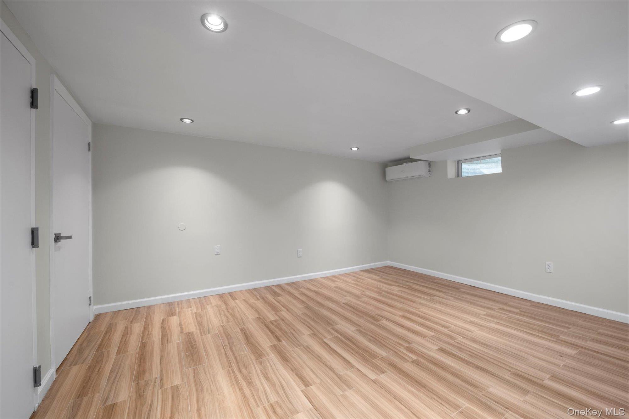 219-44 Peck Avenue, Hollis Hills, NY 11427