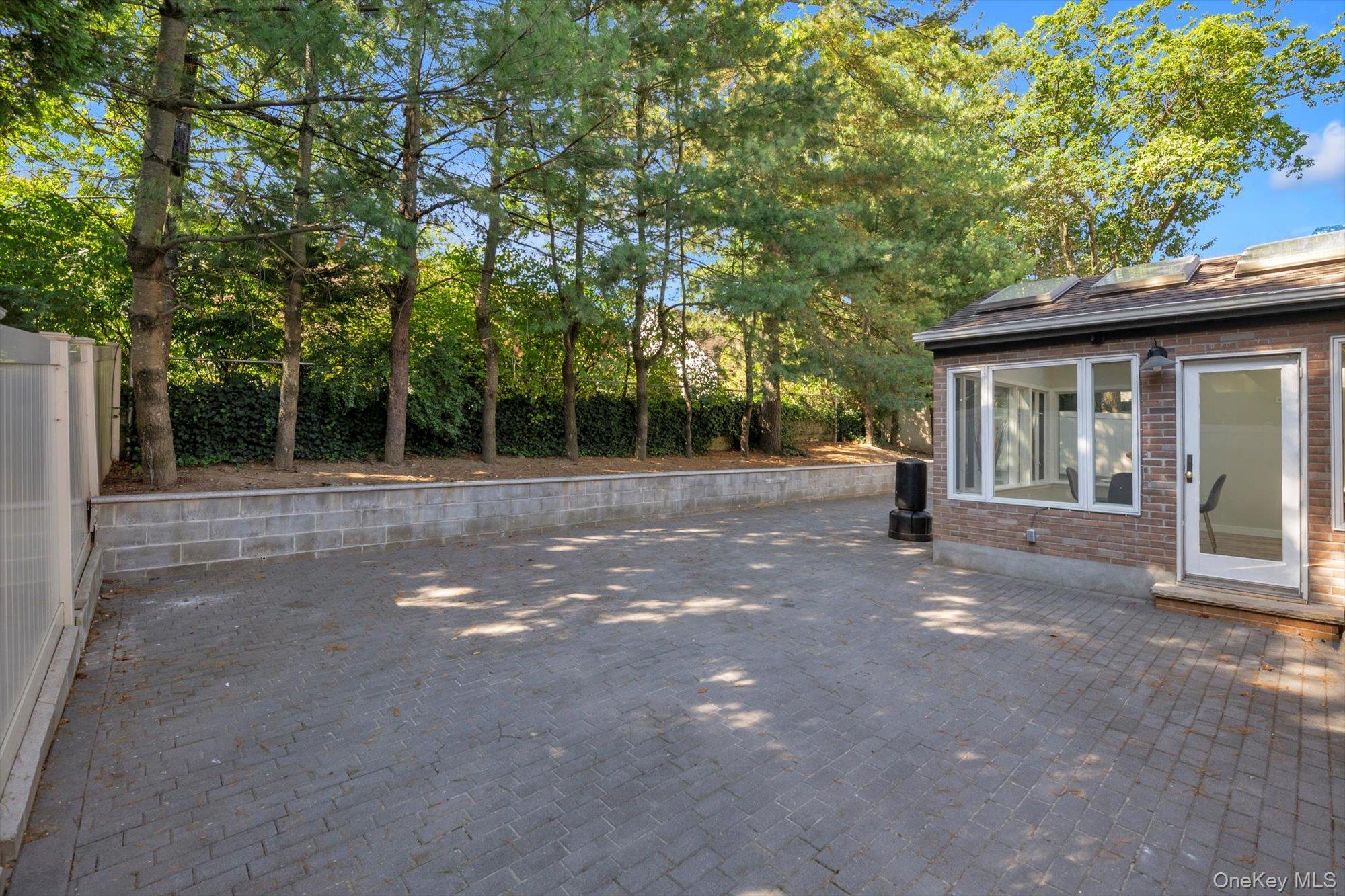 219-44 Peck Avenue, Hollis Hills, NY 11427