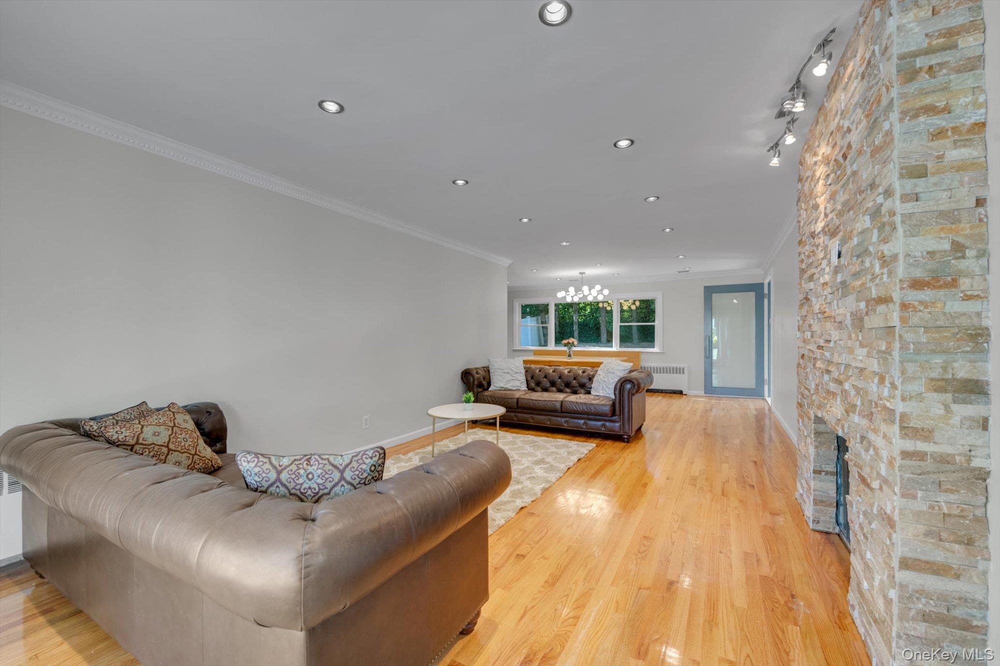 219-44 Peck Avenue, Hollis Hills, NY 11427