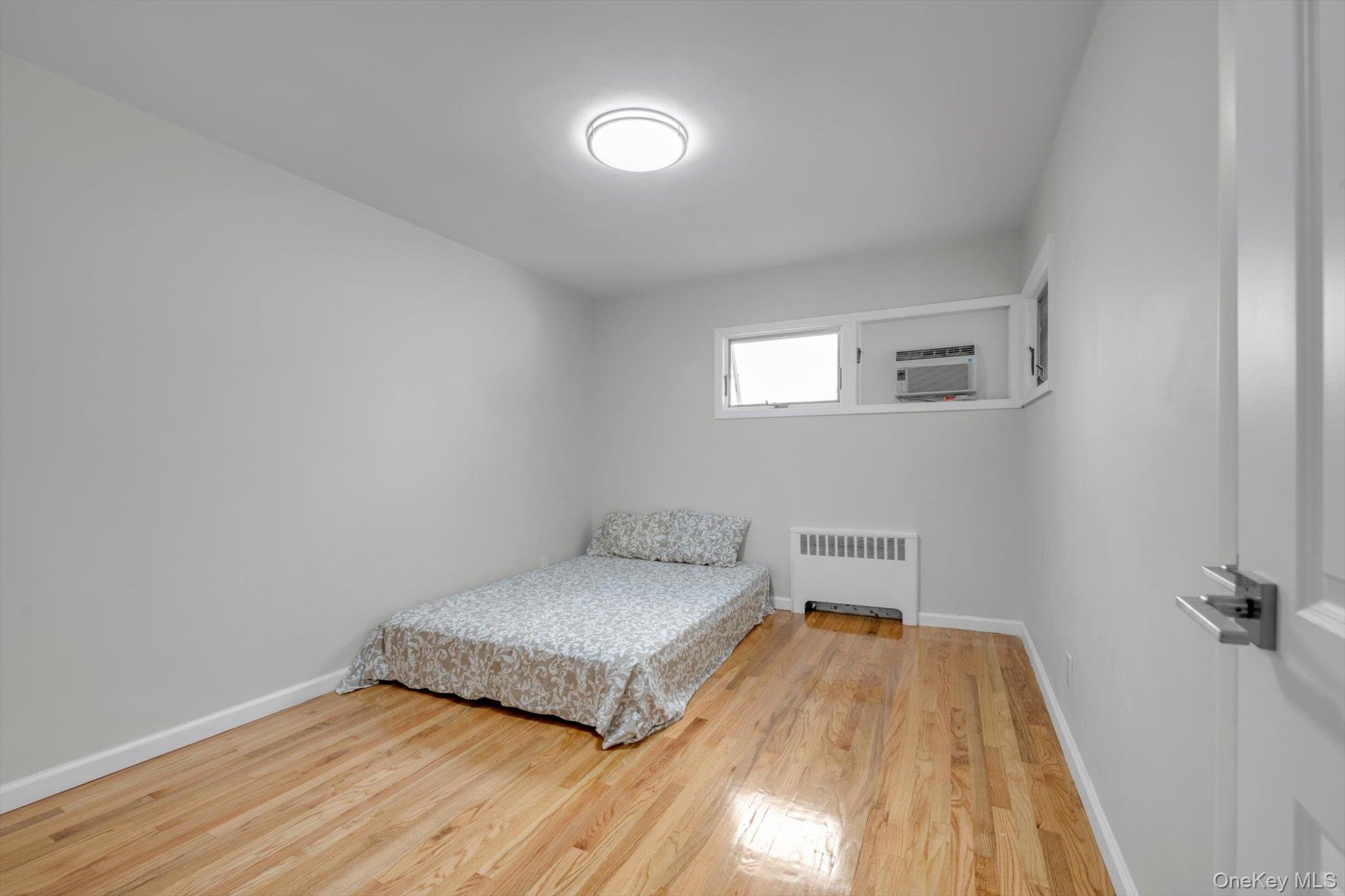 219-44 Peck Avenue, Hollis Hills, NY 11427