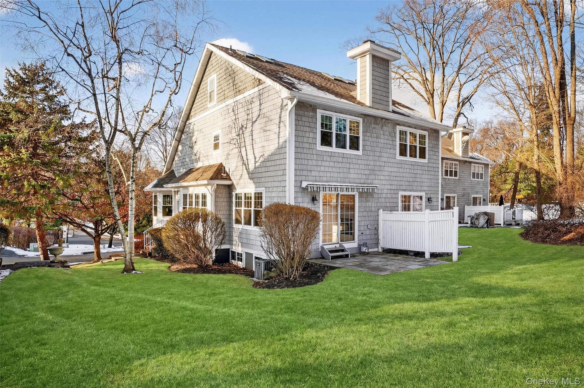 14 Pond View Lane, Ossining, NY 10562