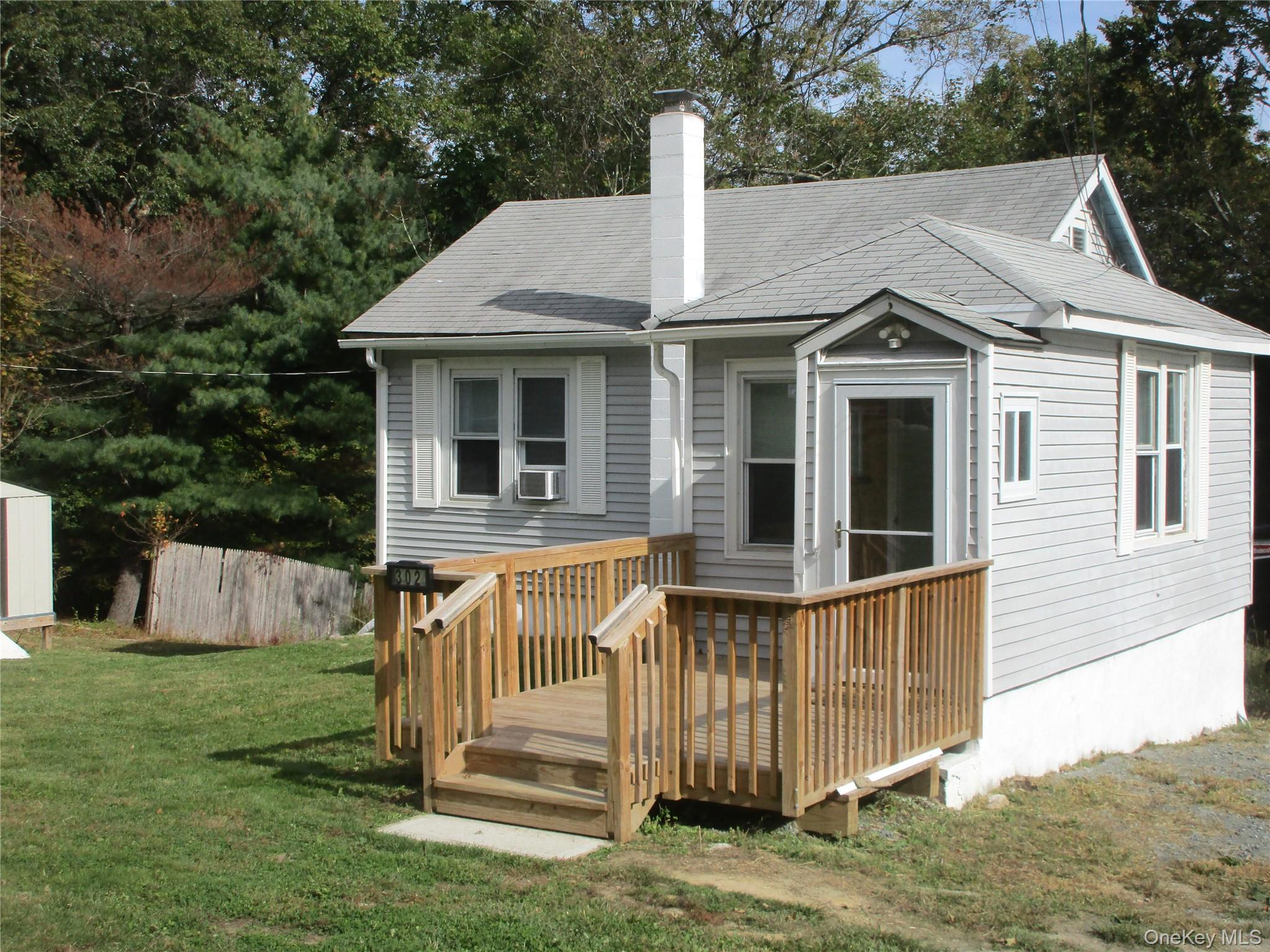 304-306 Roosa Gap Road # 304, Bloomingburg, NY 12721