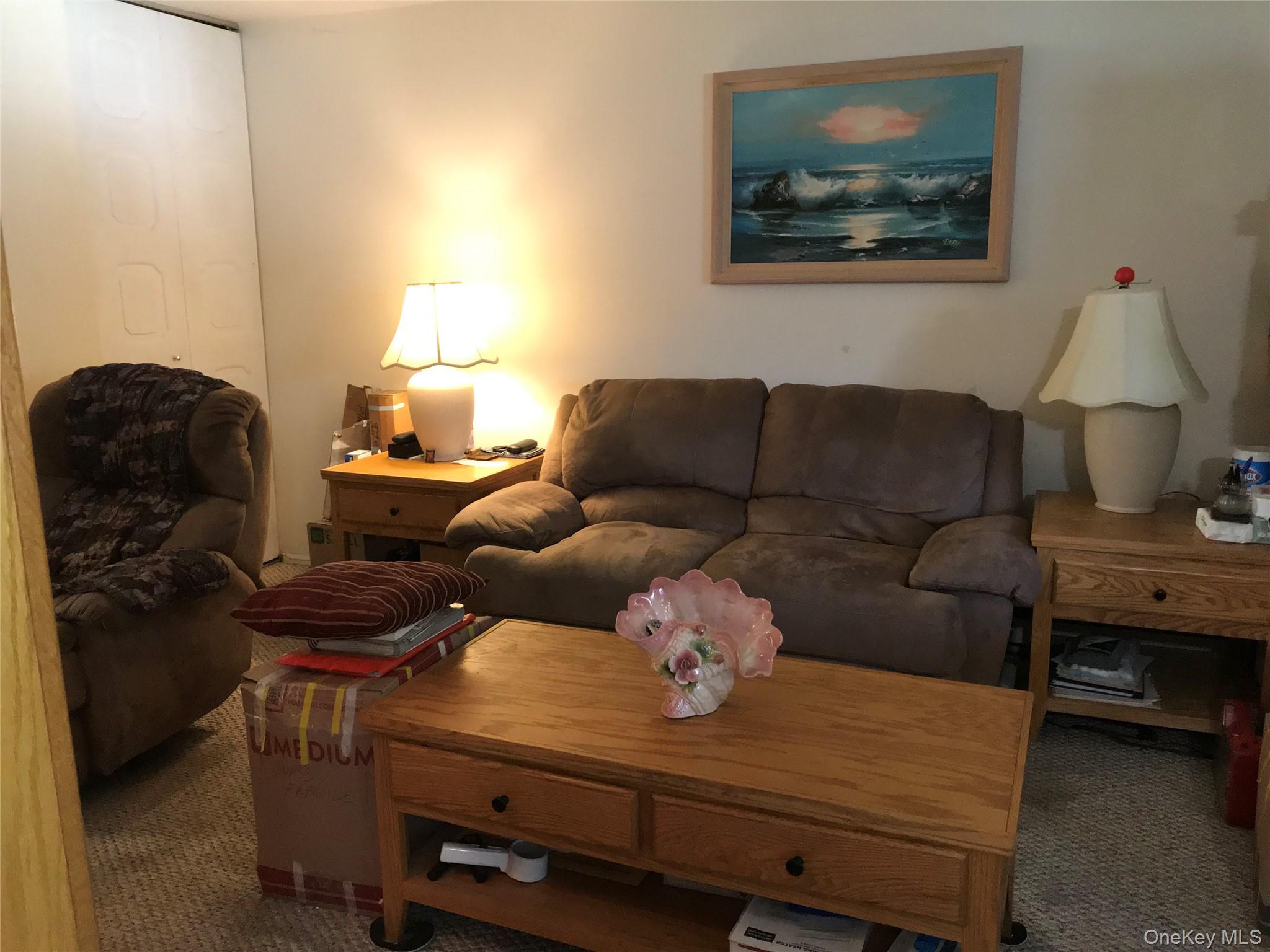 405 Woodbridge Drive # D, Ridge, NY 11961