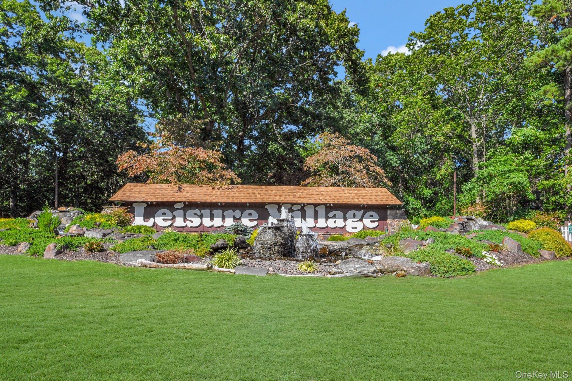 405 Woodbridge Drive # D, Ridge, NY 11961