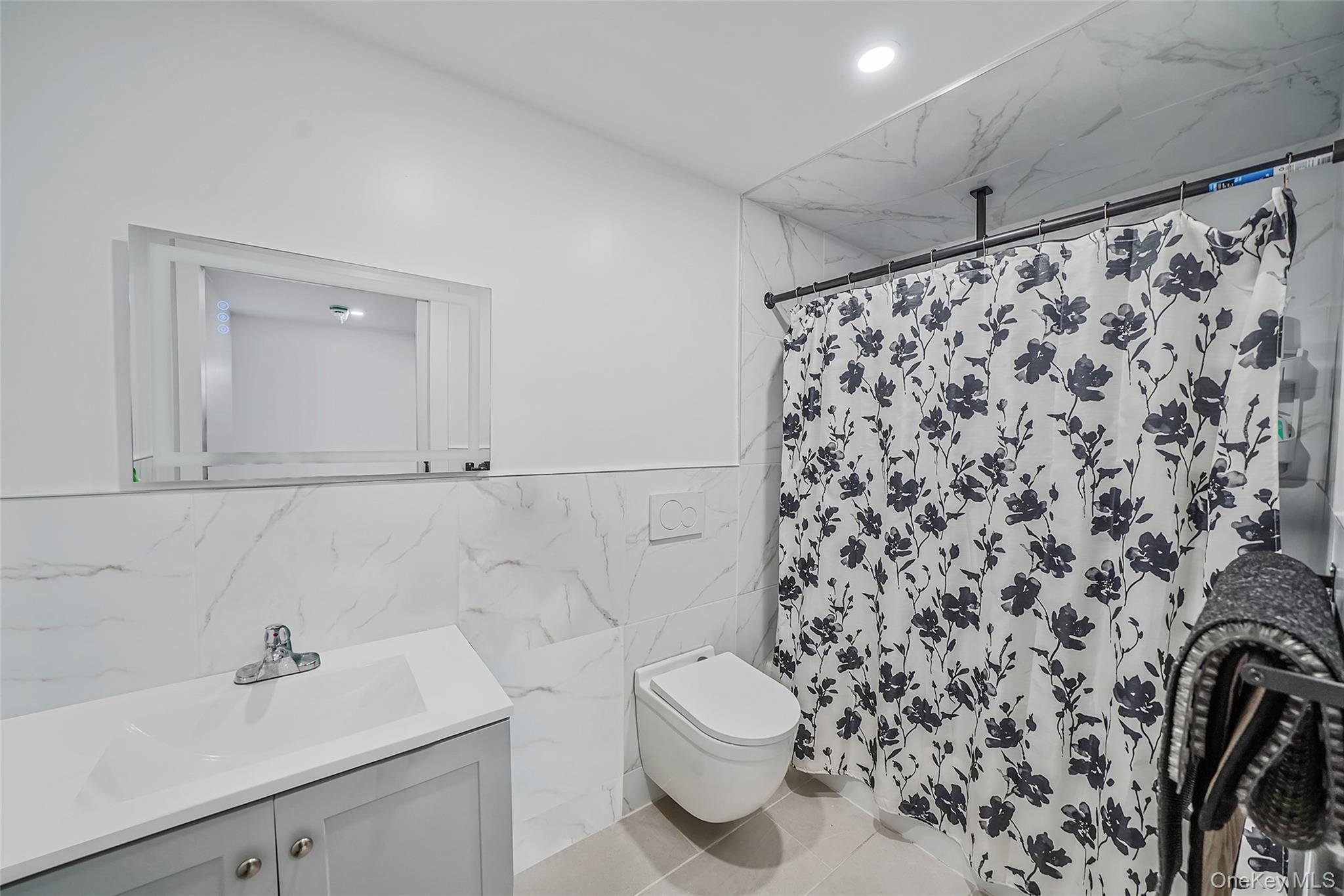 41 Eldridge Avenue, Hempstead, NY 11550