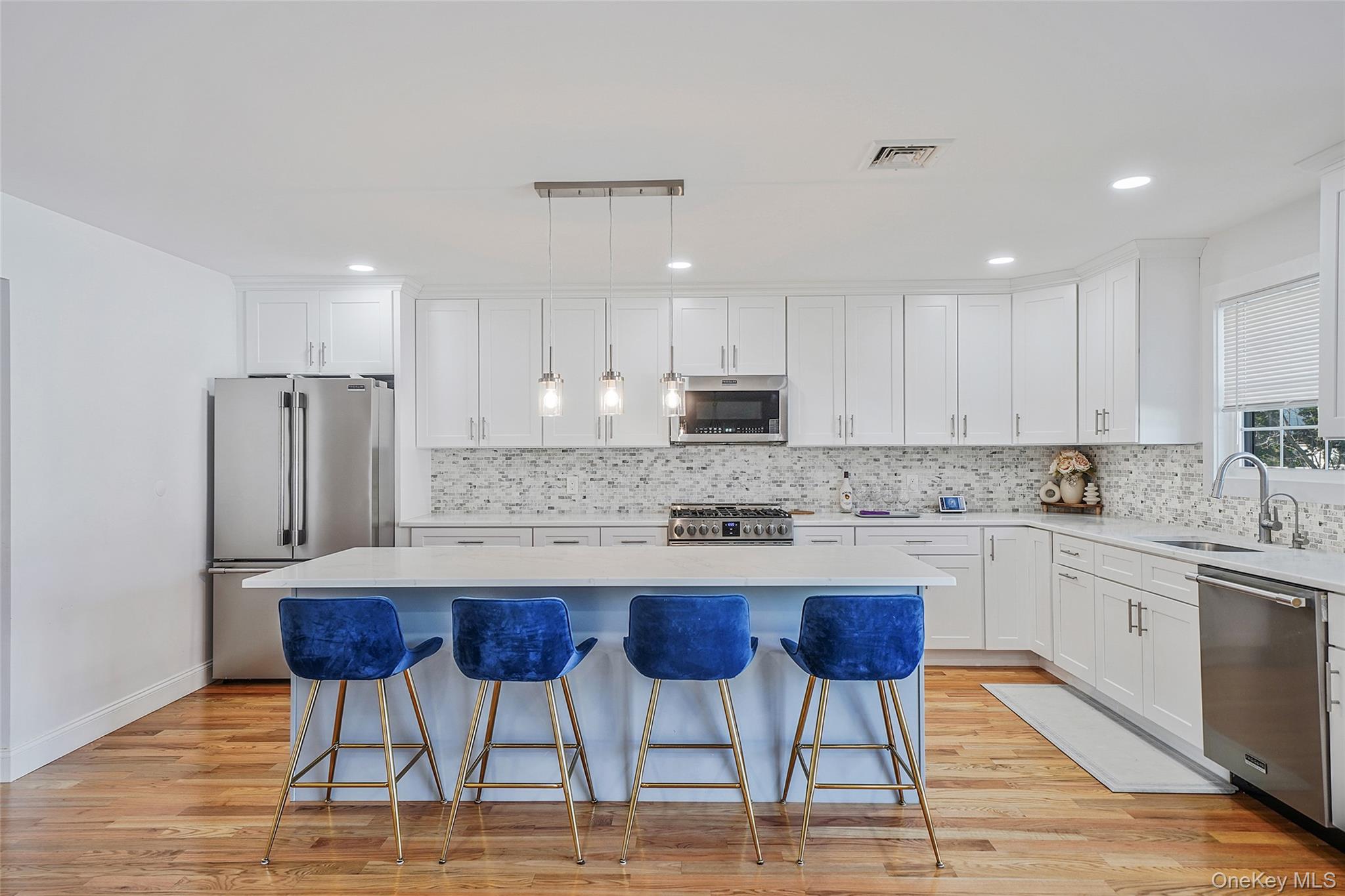 41 Eldridge Avenue, Hempstead, NY 11550