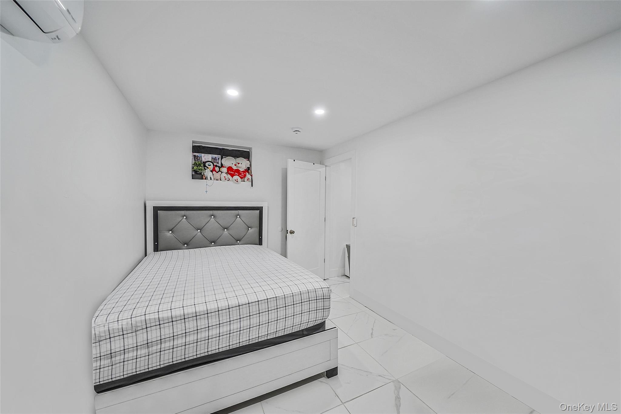 41 Eldridge Avenue, Hempstead, NY 11550