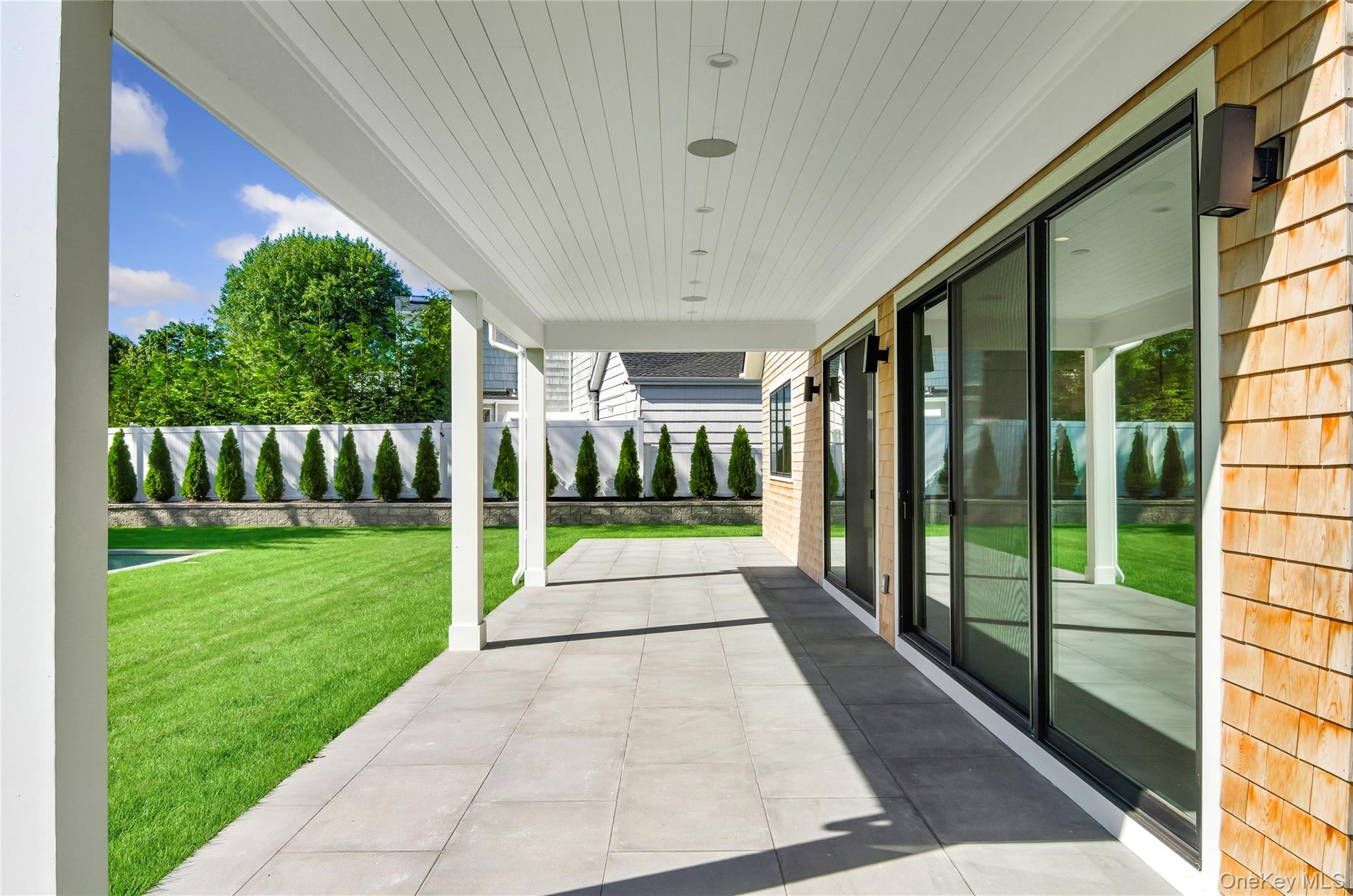 135 South Road, Westhampton, NY 11977