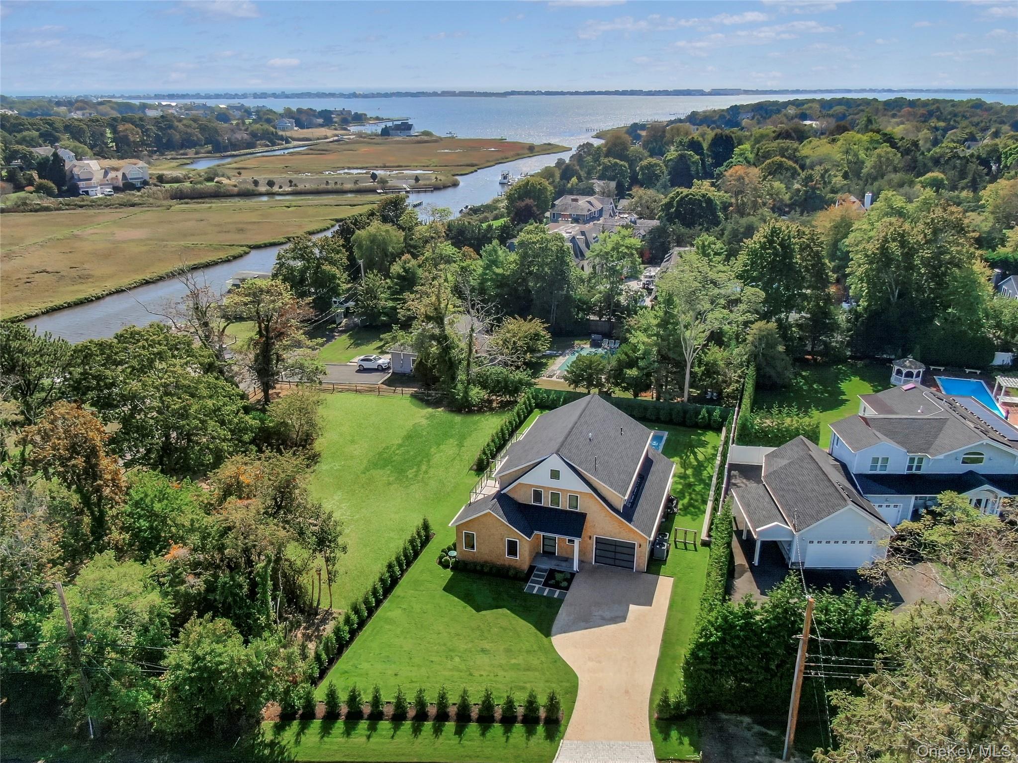 135 South Road, Westhampton, NY 11977