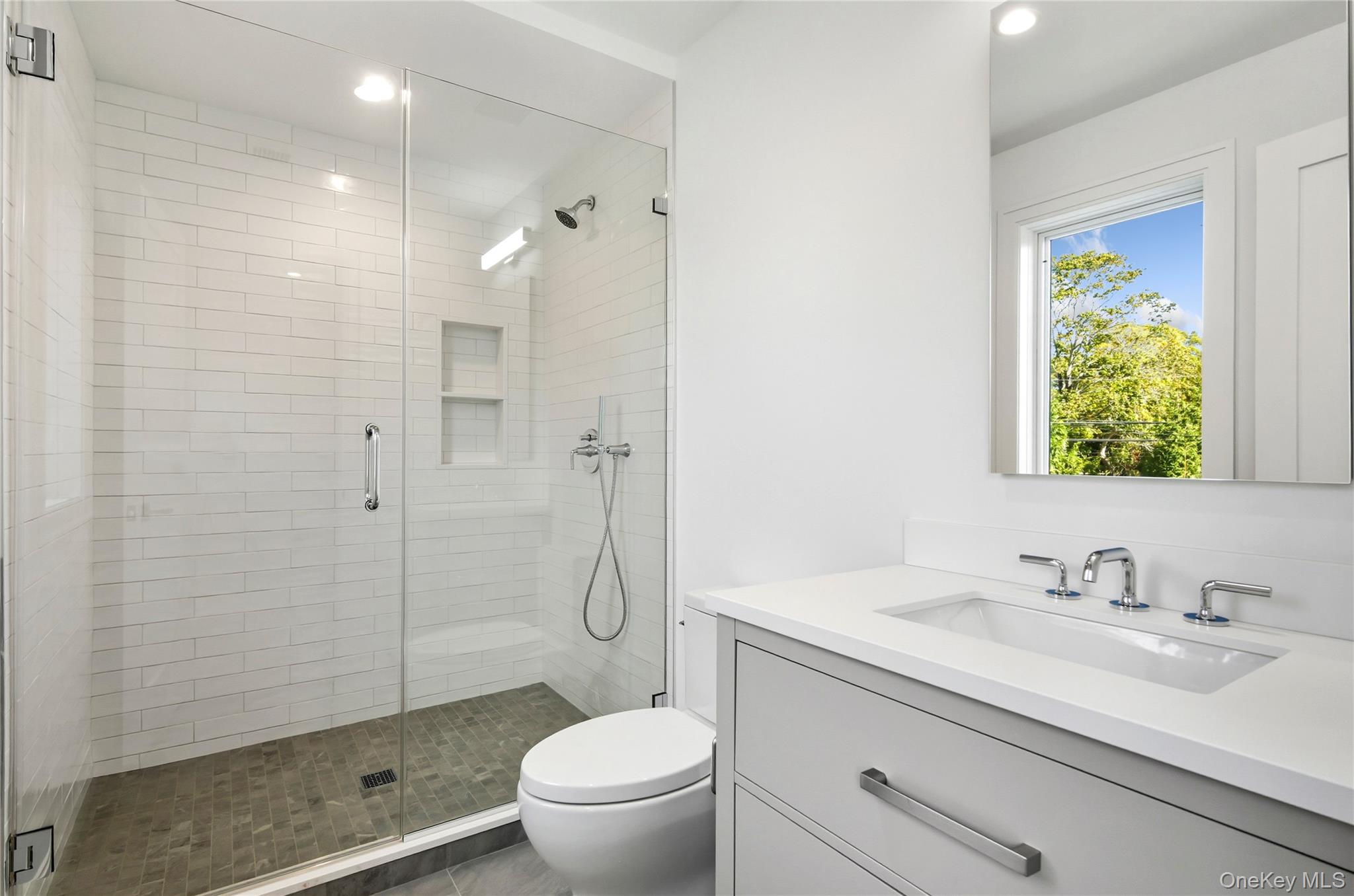 135 South Road, Westhampton, NY 11977