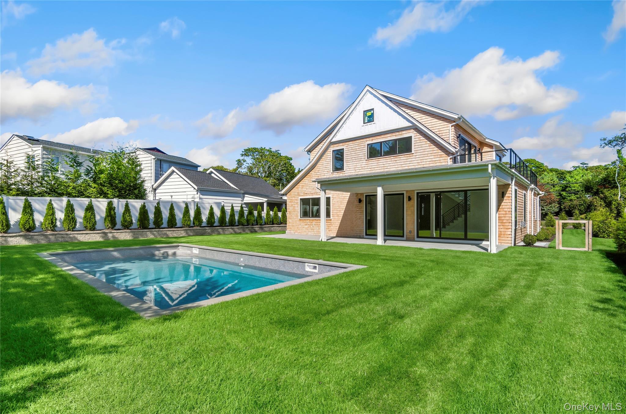 135 South Road, Westhampton, NY 11977