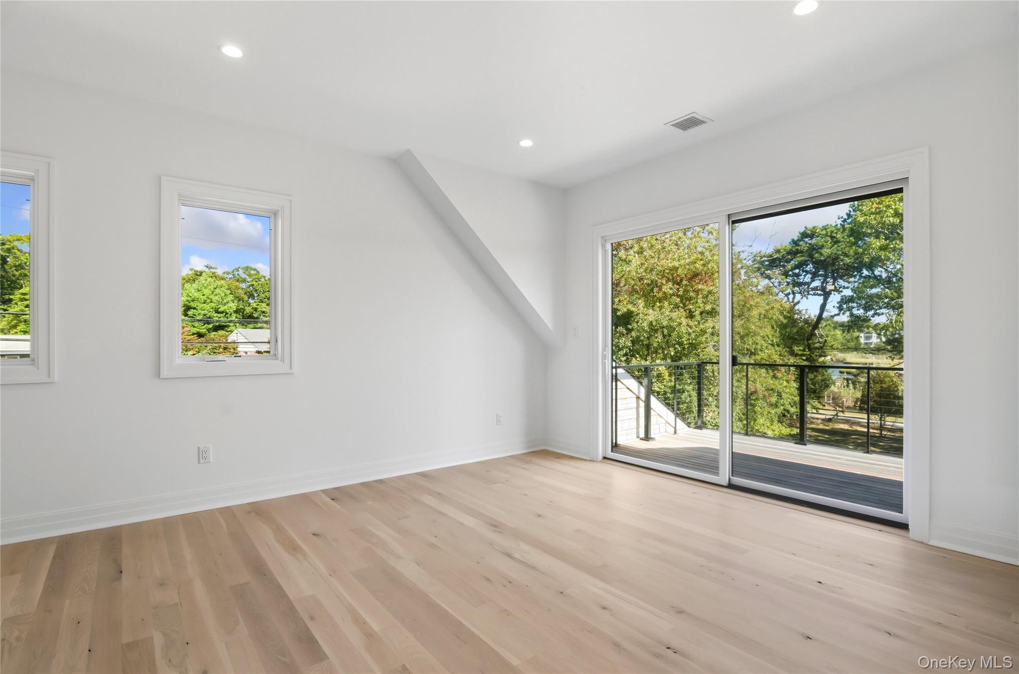 135 South Road, Westhampton, NY 11977