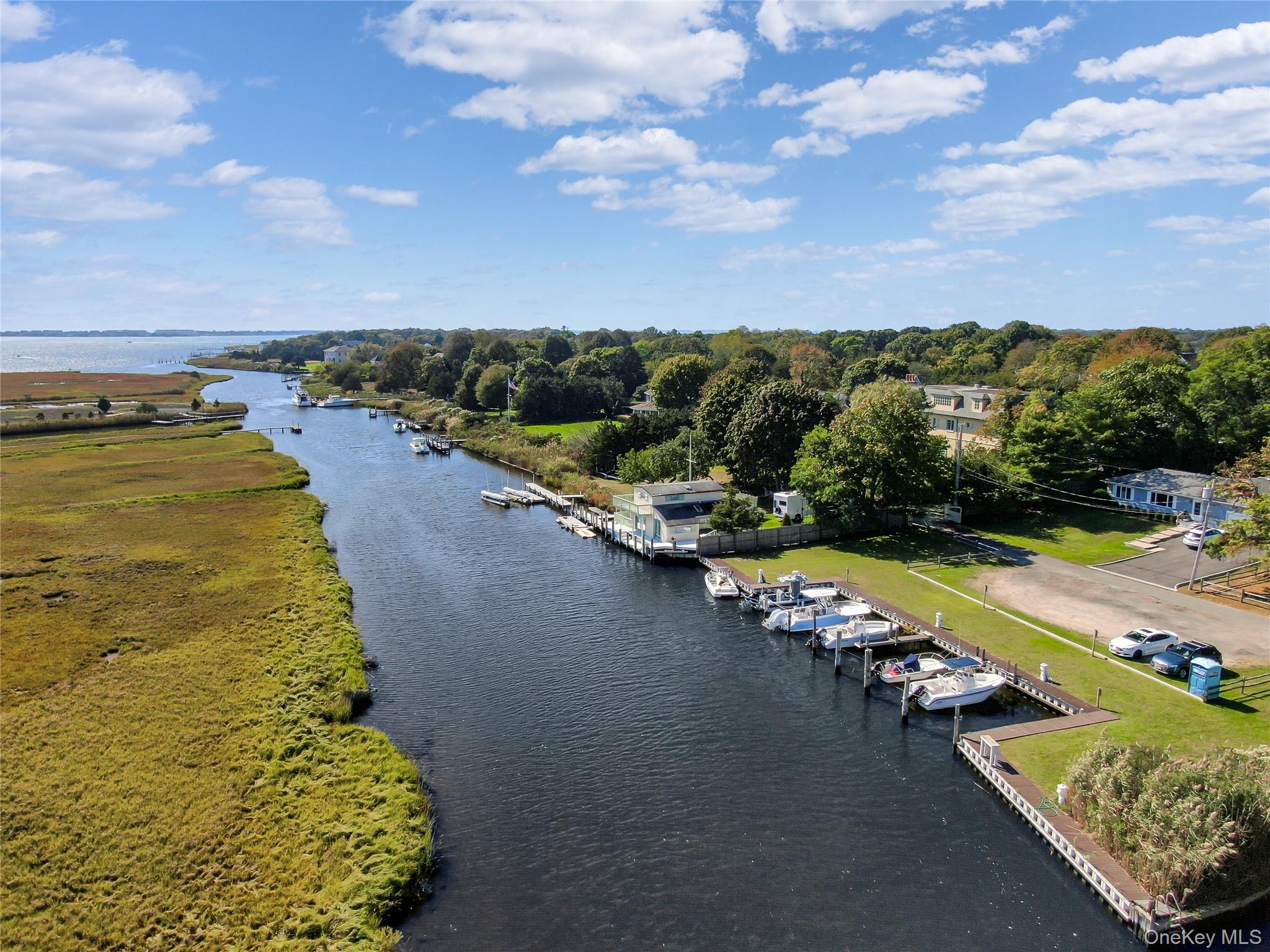 135 South Road, Westhampton, NY 11977