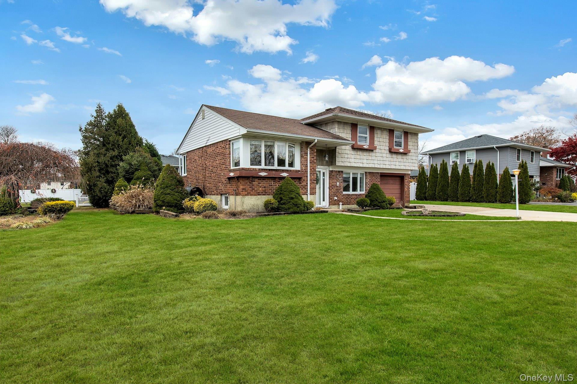 154 Sherry Street, East Islip, NY 11730