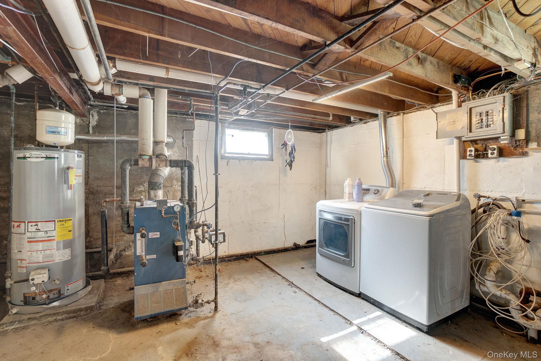 355 Sylvan Lane, Westbury, NY 11590